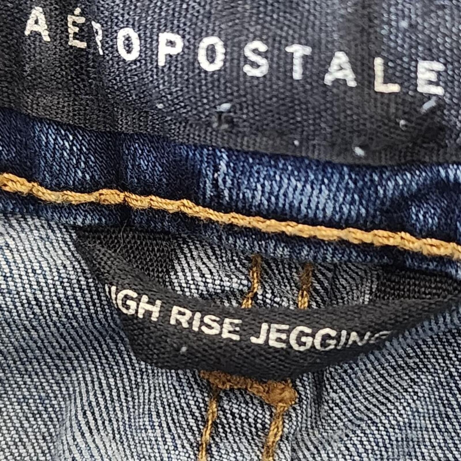 Aeropostale Aeropostale Size 0 Distressed Jeans Size 25" / US 0 / IT 36 - 3 Thumbnail