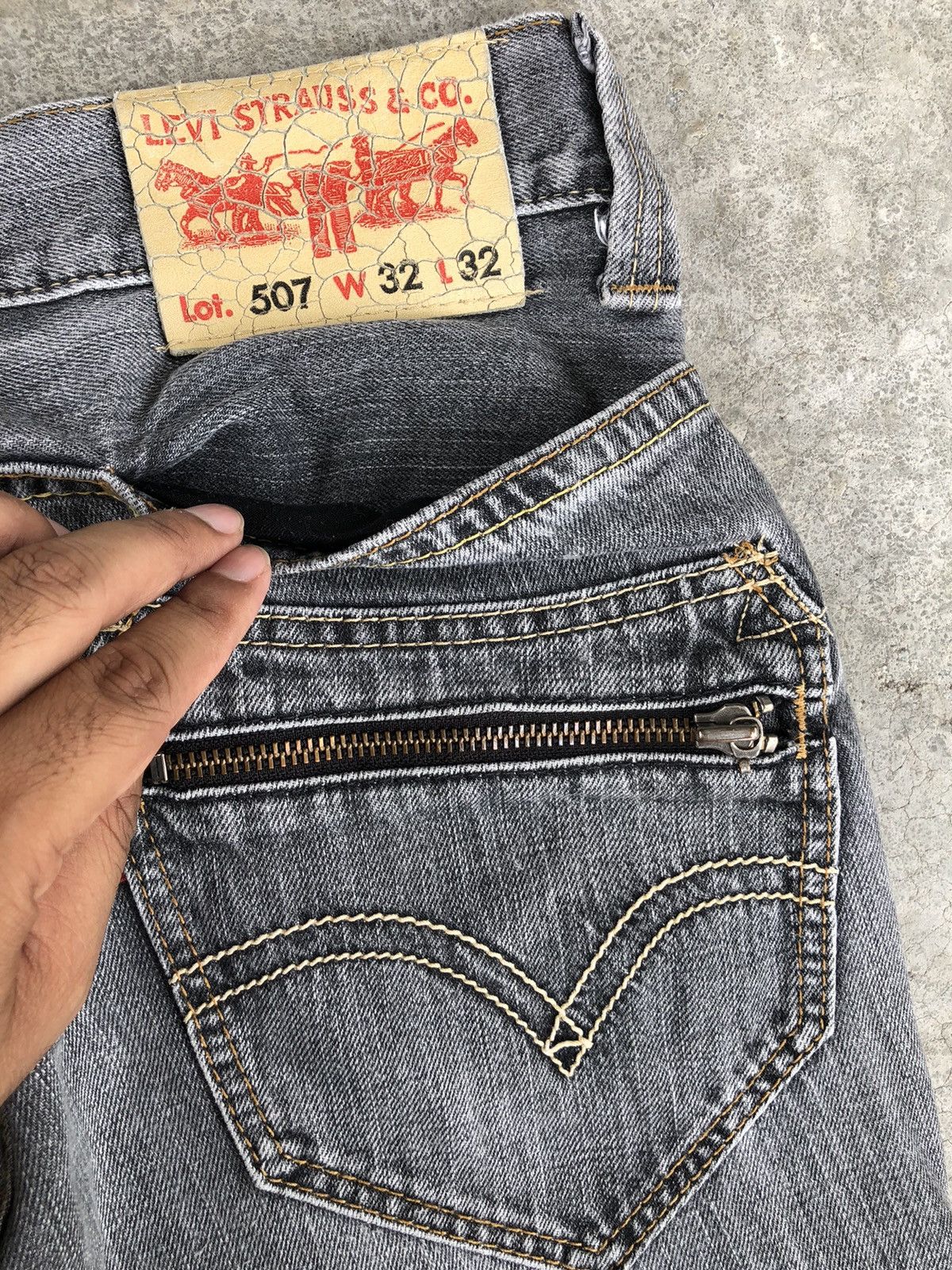 If Six Was Nine Y2k Levis Flared Jeans Distressed Jeans 507 Size US 31 - 21 Thumbnail