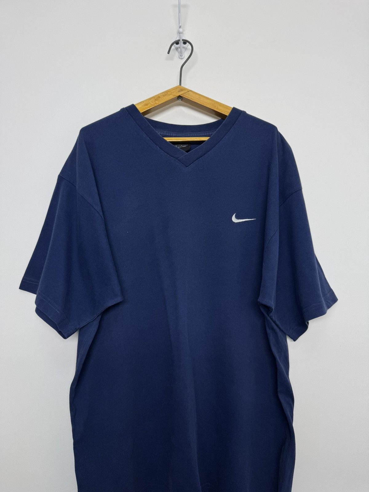 Nike Vintage Y2k Nike Swoosh Logo T-Shirt 00’s Size US M / EU 48-50 / 2 - 3 Thumbnail