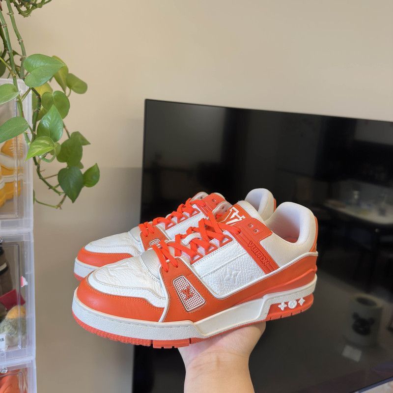 Louis Vuitton Louis Vuitton Trainer Low-Top Sneakers in Orange 0079 Size US 9.5 / IT 39.5 - 9 Thumbnail