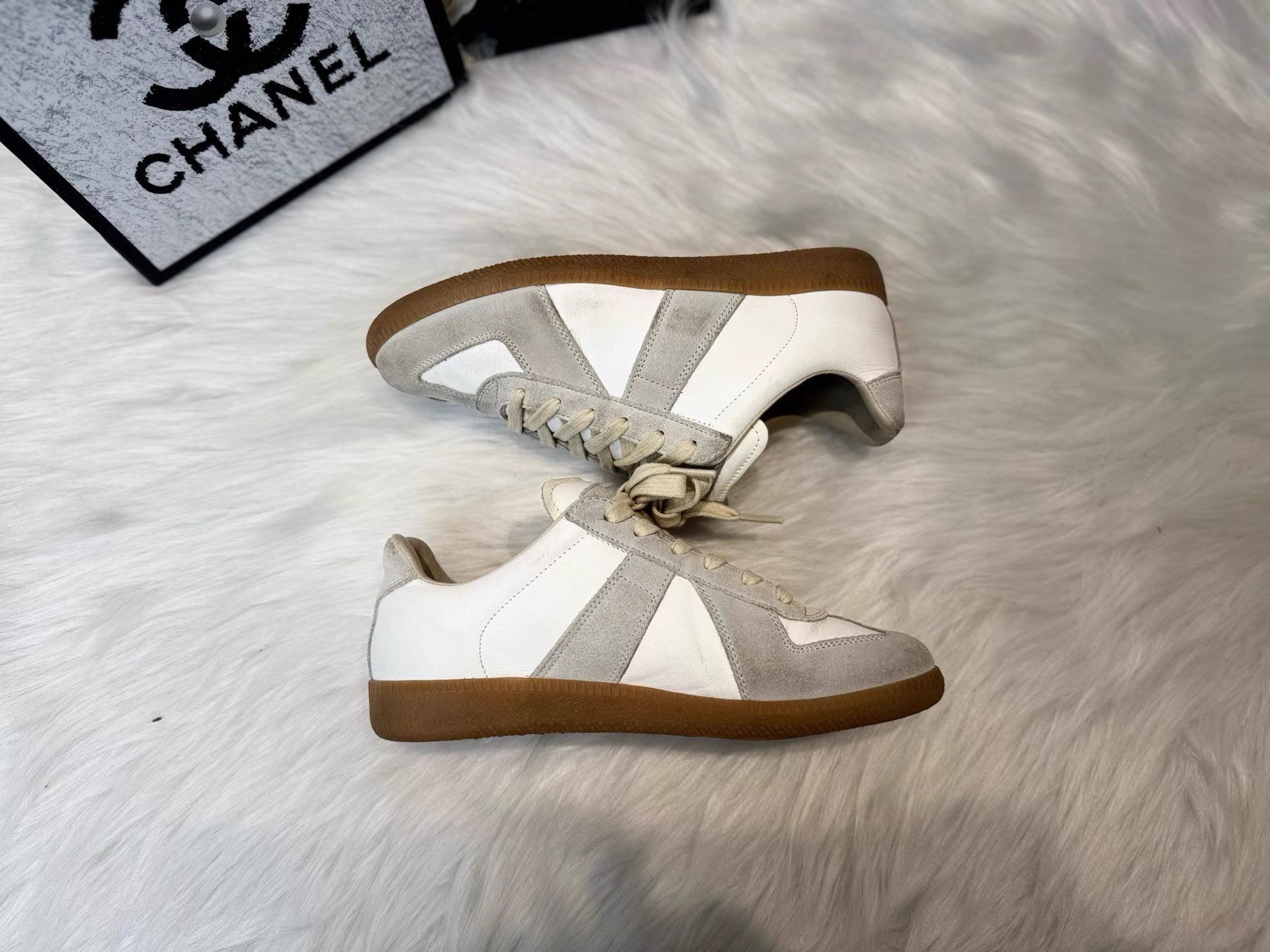 Maison Margiela Maison Margiela Calfskin Replica Sneakers K36 Size US 6 / IT 36 - 6 Thumbnail