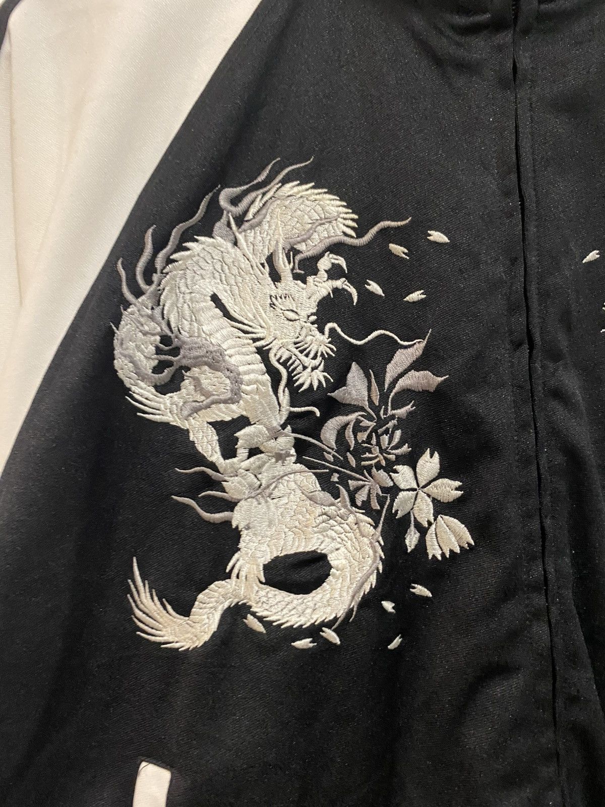 Dogtown × Japanese Brand × Vintage Vintage Y2K DOGTOWN Black Dragon Jacket Size US L / EU 52-54 / 3 - 4 Thumbnail