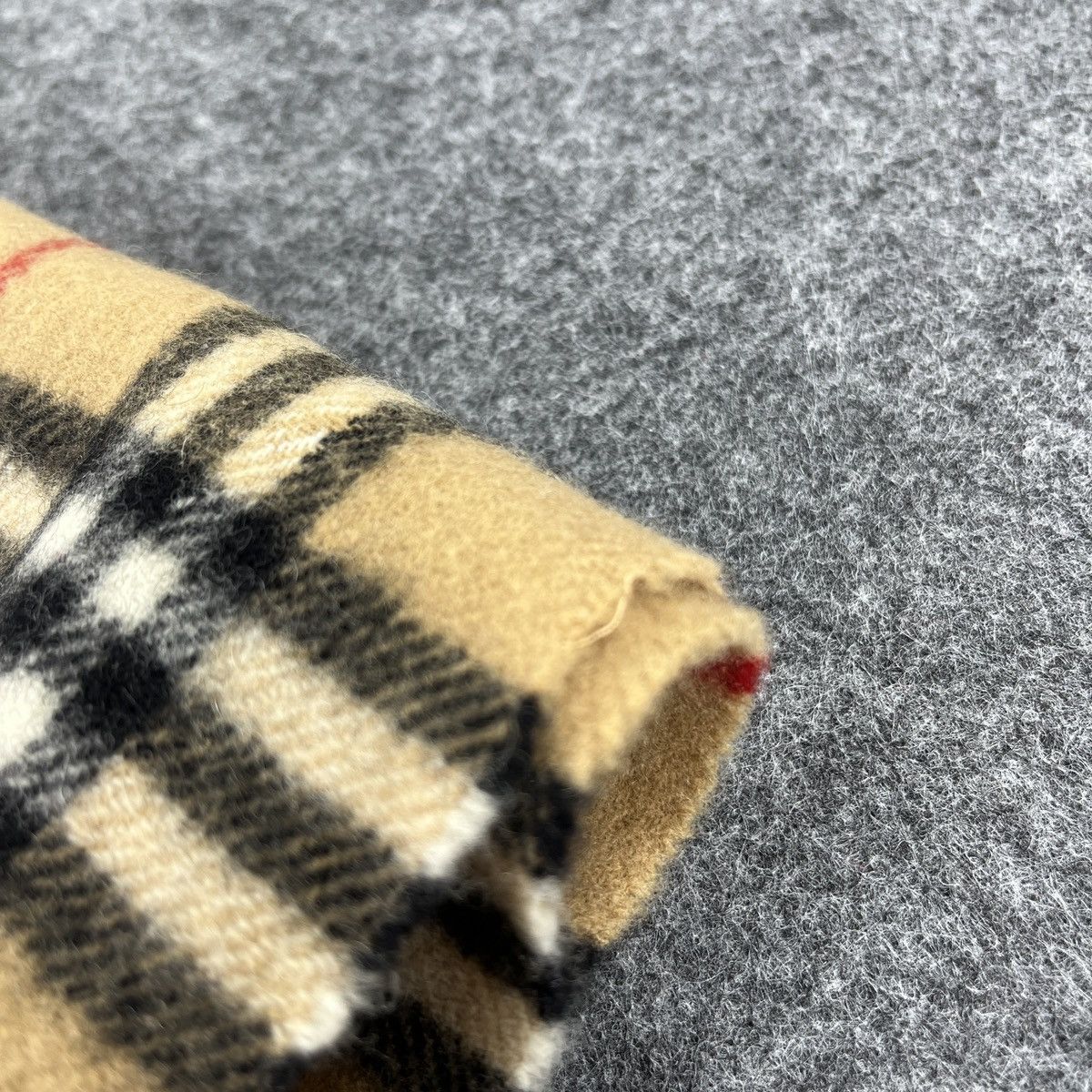 Burberry BURBERRY WOOL SCARVES / MUFFLER / NECKWEAR T075 Size ONE SIZE - 8 Thumbnail