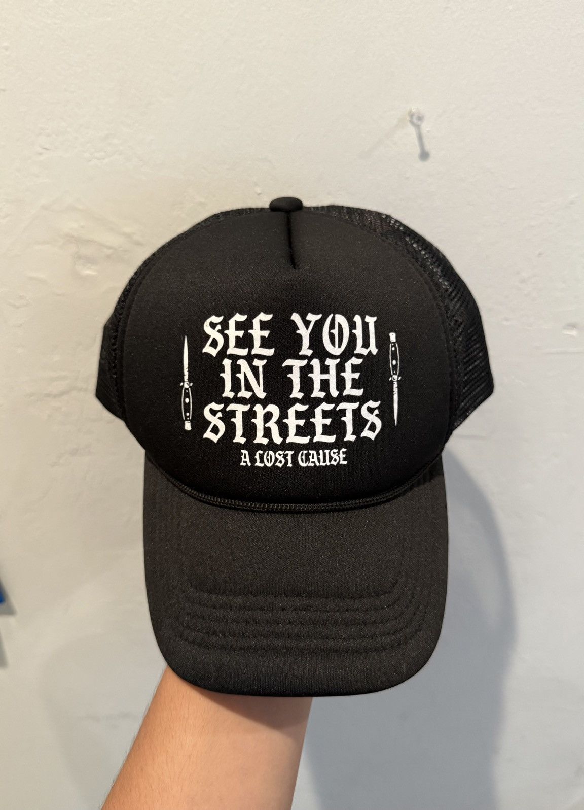 Lurking Class × Vintage ' a lost cause' branded trucker hat Size ONE SIZE - 1 Thumbnail