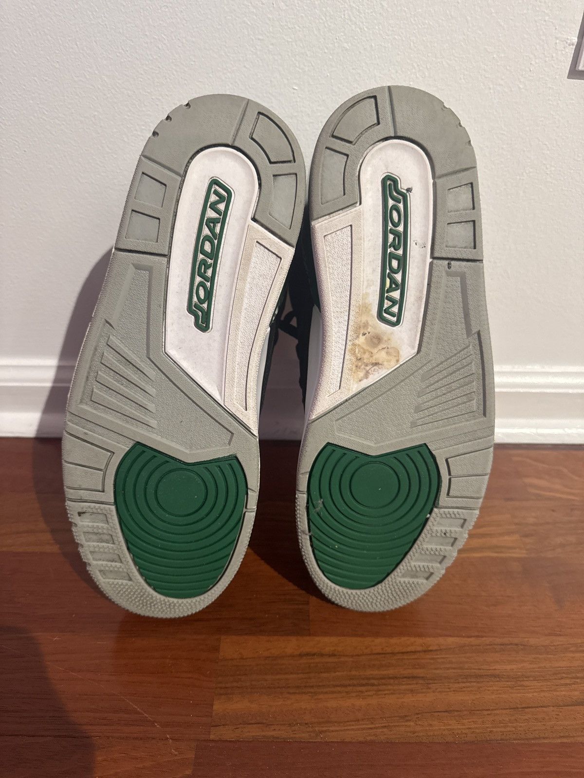 Jordan Brand Jordan 3 Forest Green 11.5 US Size US 11.5 / EU 44-45 - 3 Thumbnail