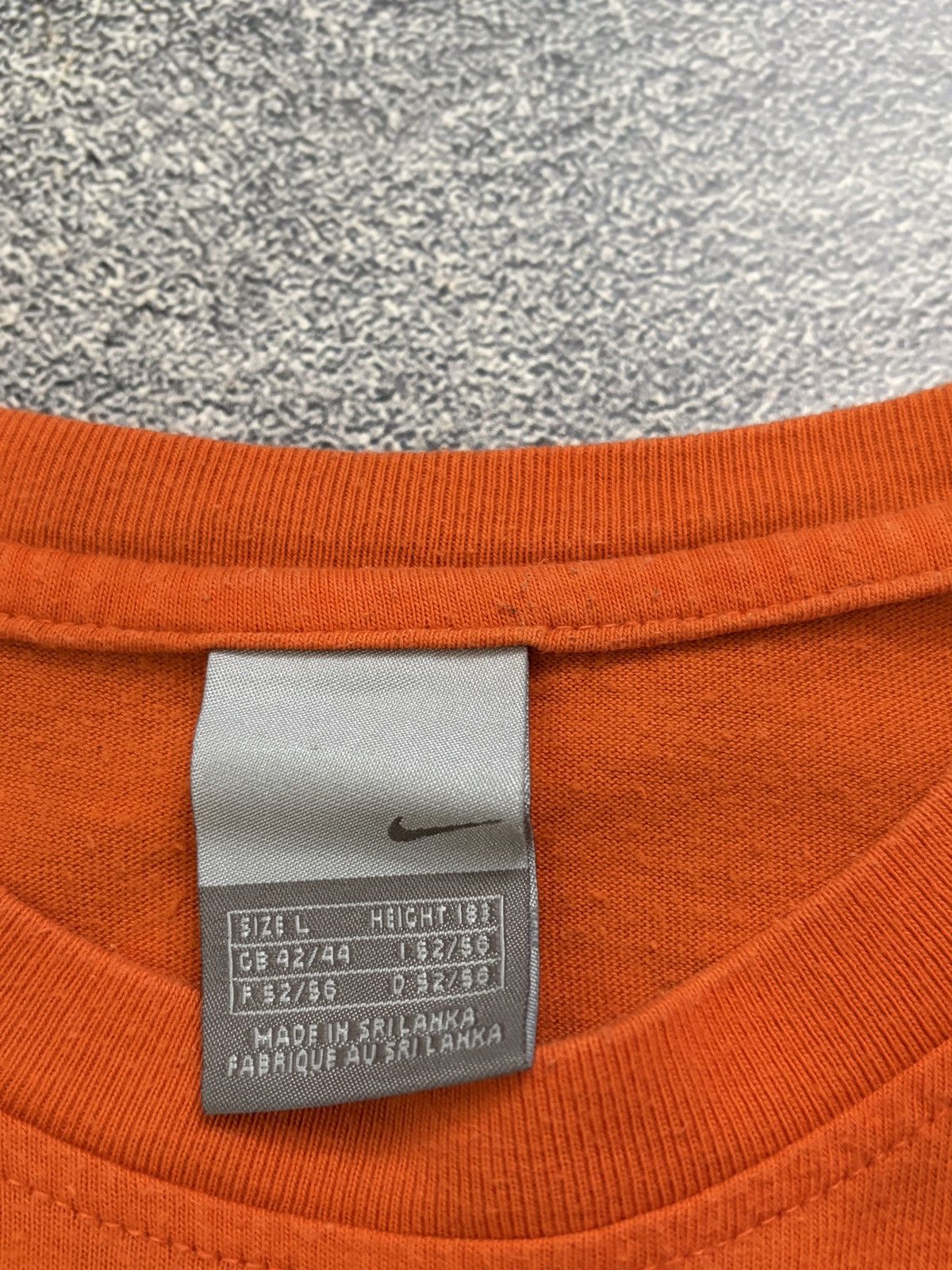 Nike Vintage Nike 2006 Netherlands V. Nistelrooy Orange T-Shirt L Size US L / EU 52-54 / 3 - 3 Thumbnail