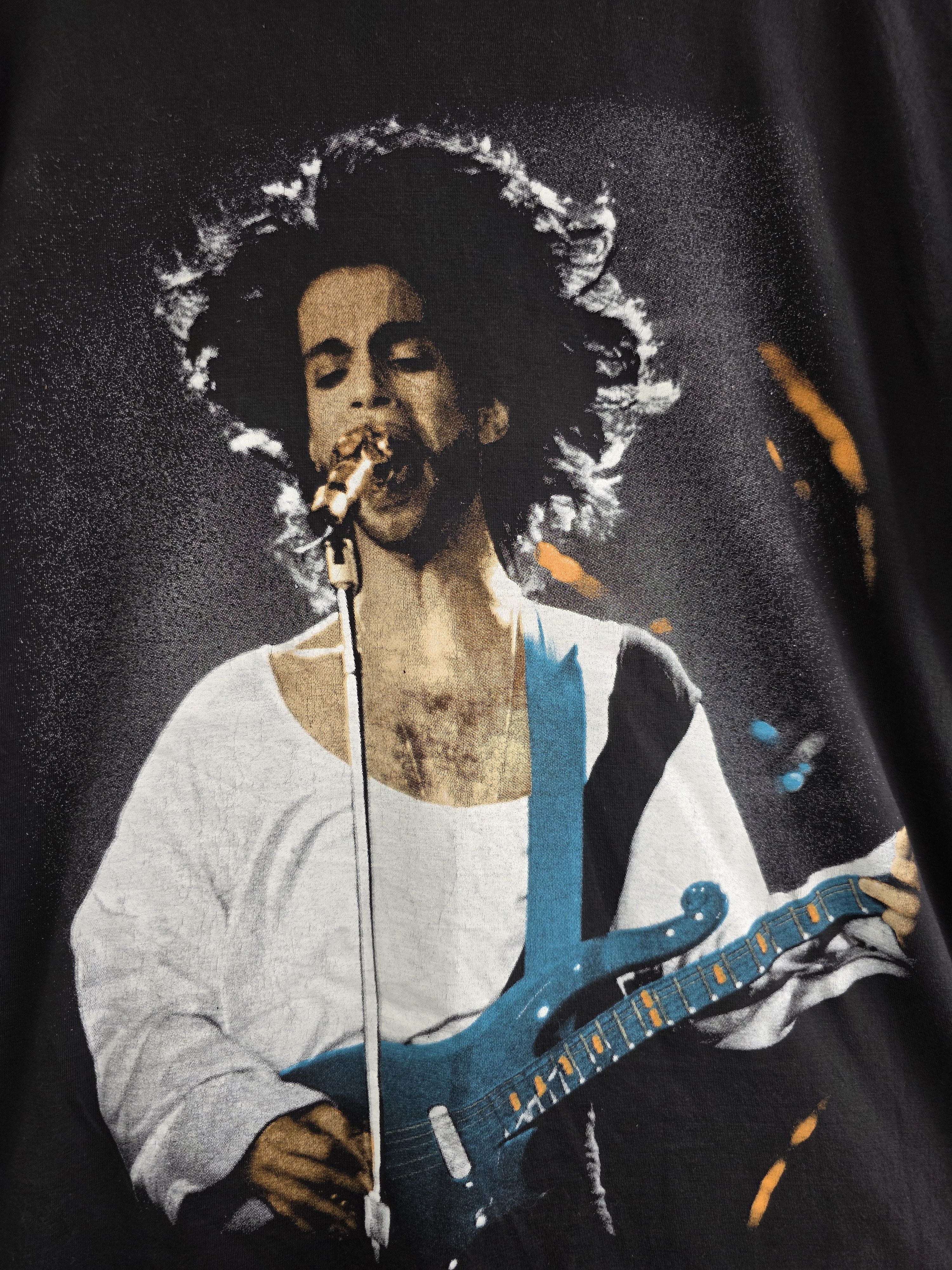 Band Tees 1993 Prince 90s Band Tee vintage L 21" 29" Size US L / EU 52-54 / 3 - 4 Thumbnail
