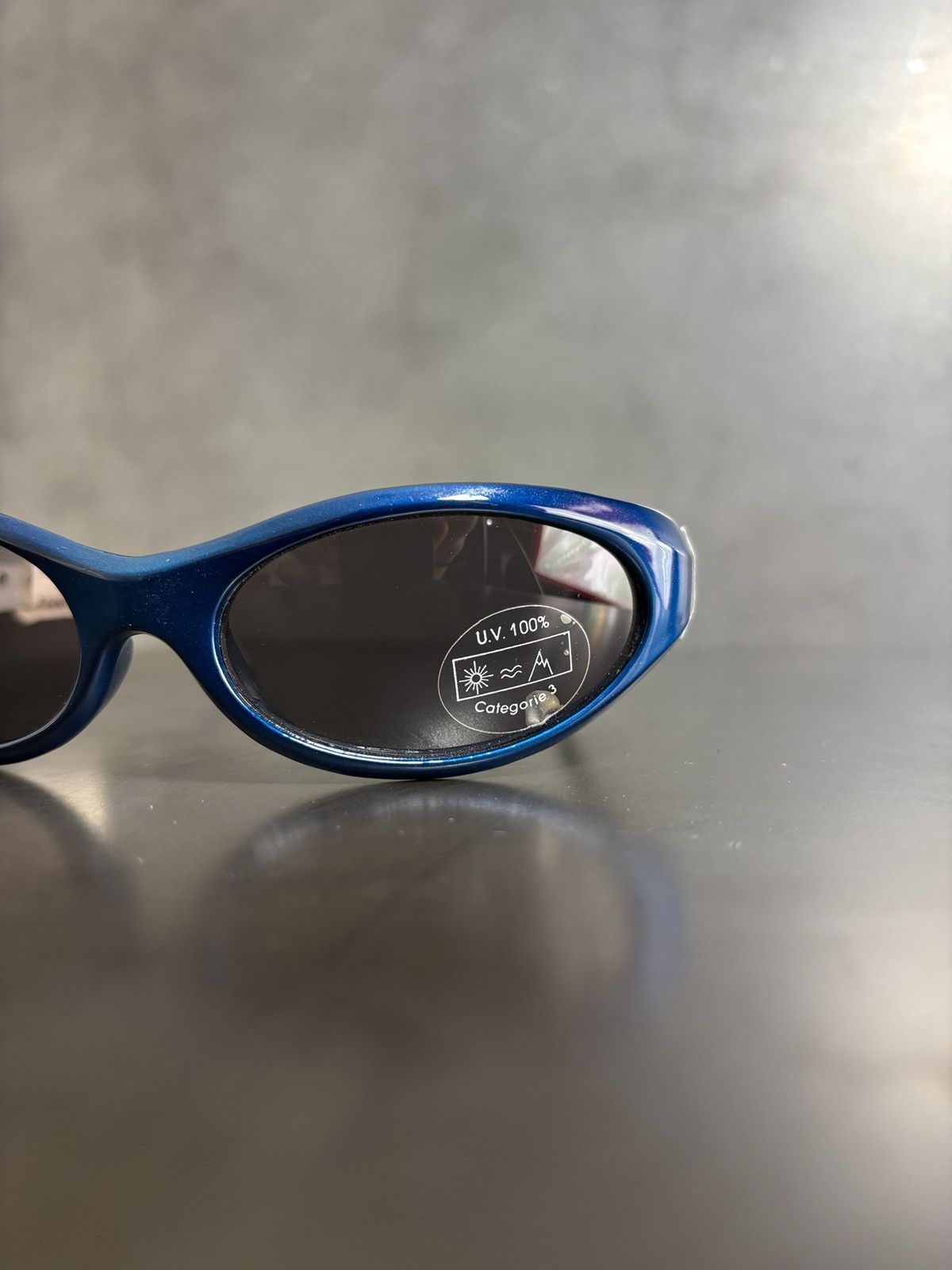 Japanese Brand × Vintage 2000s Rebell Sporty Sunglasses Diesel Look Vintage Y2K Cutie Size ONE SIZE - 9 Thumbnail