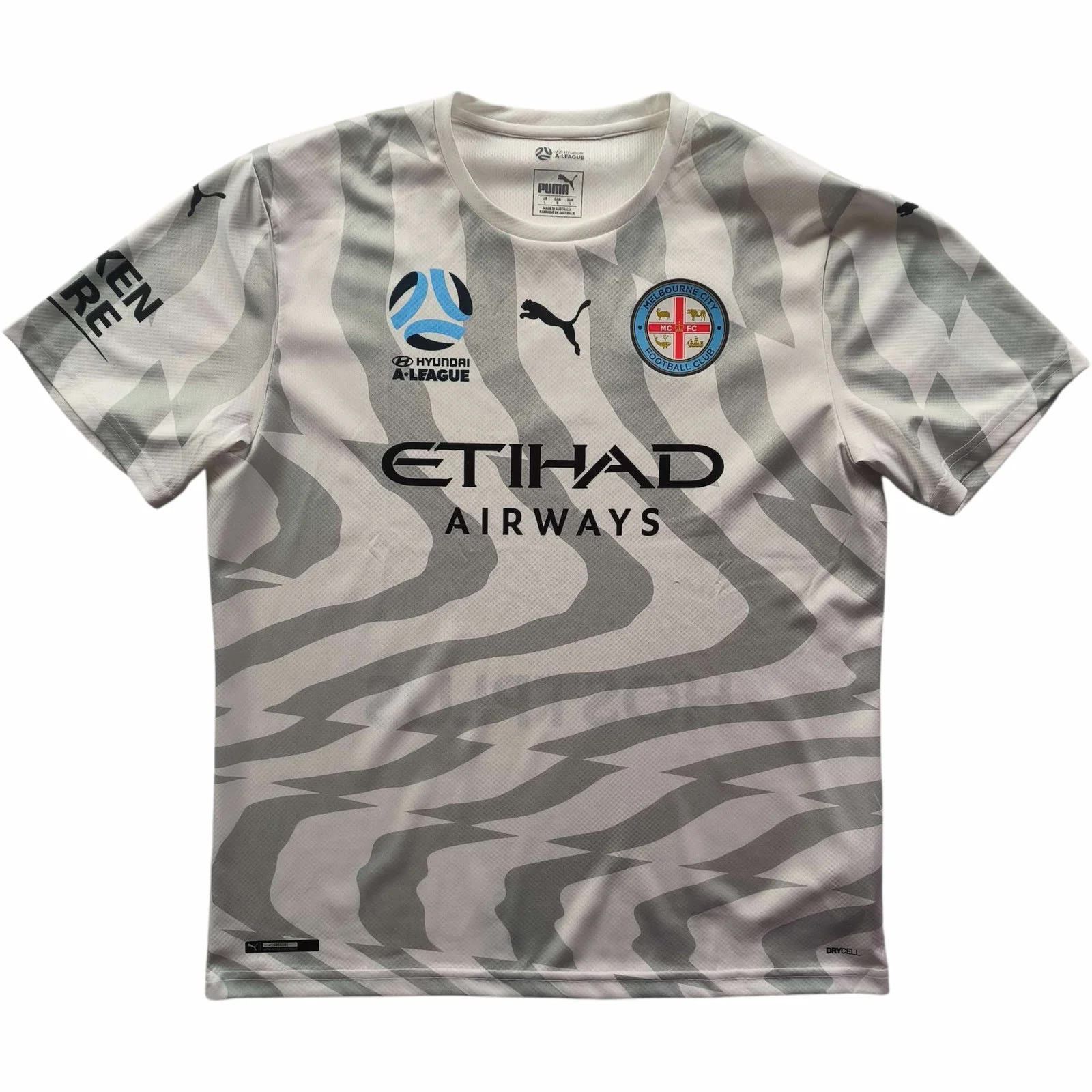 Puma Melbourne City 2019-20 Puma home football jersey size L Size US L / EU 52-54 / 3 - 1 Thumbnail