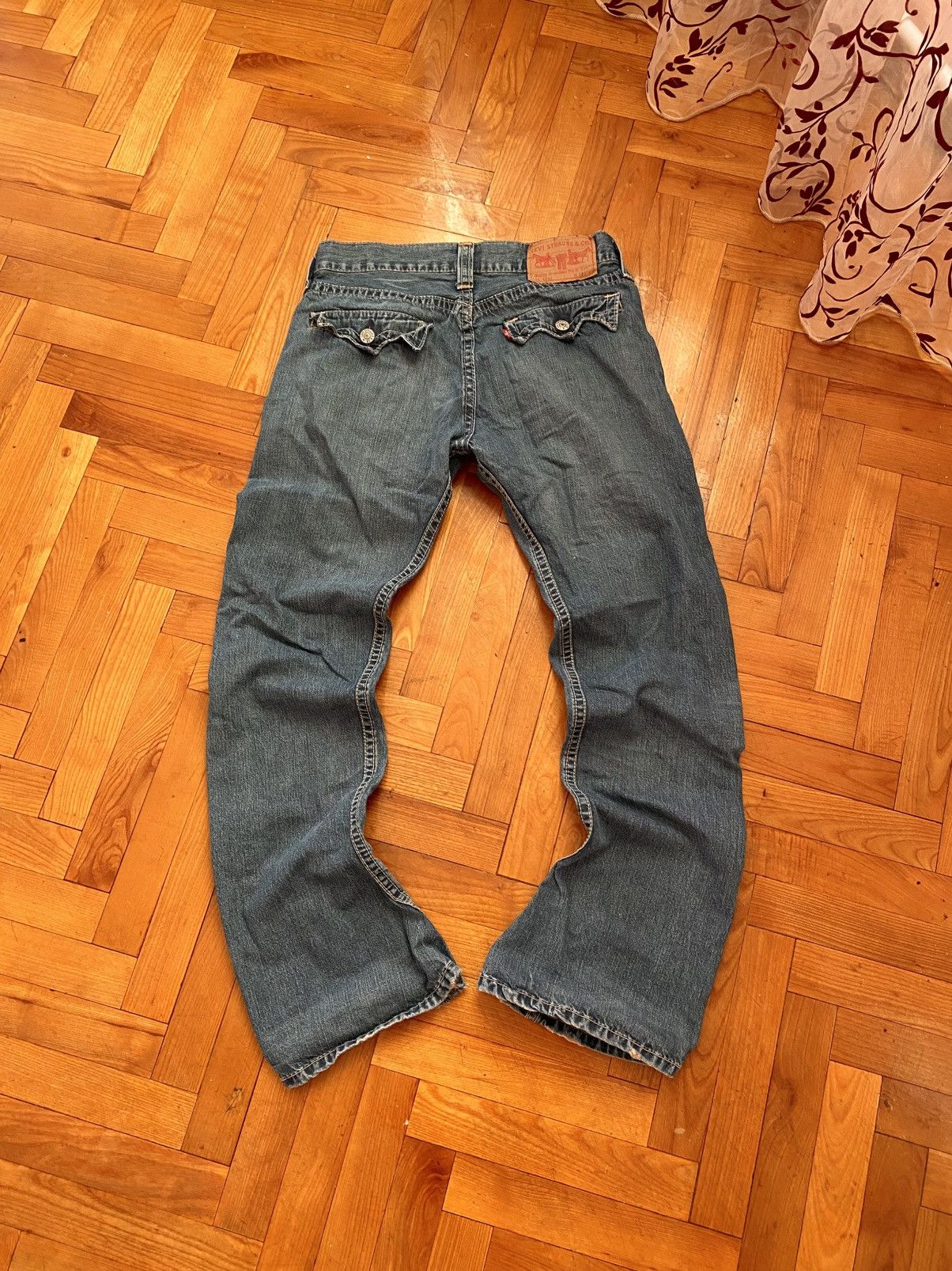 Levi's Vintage Levi’s Flared Jeans Size US 30 / EU 46 - 8 Thumbnail
