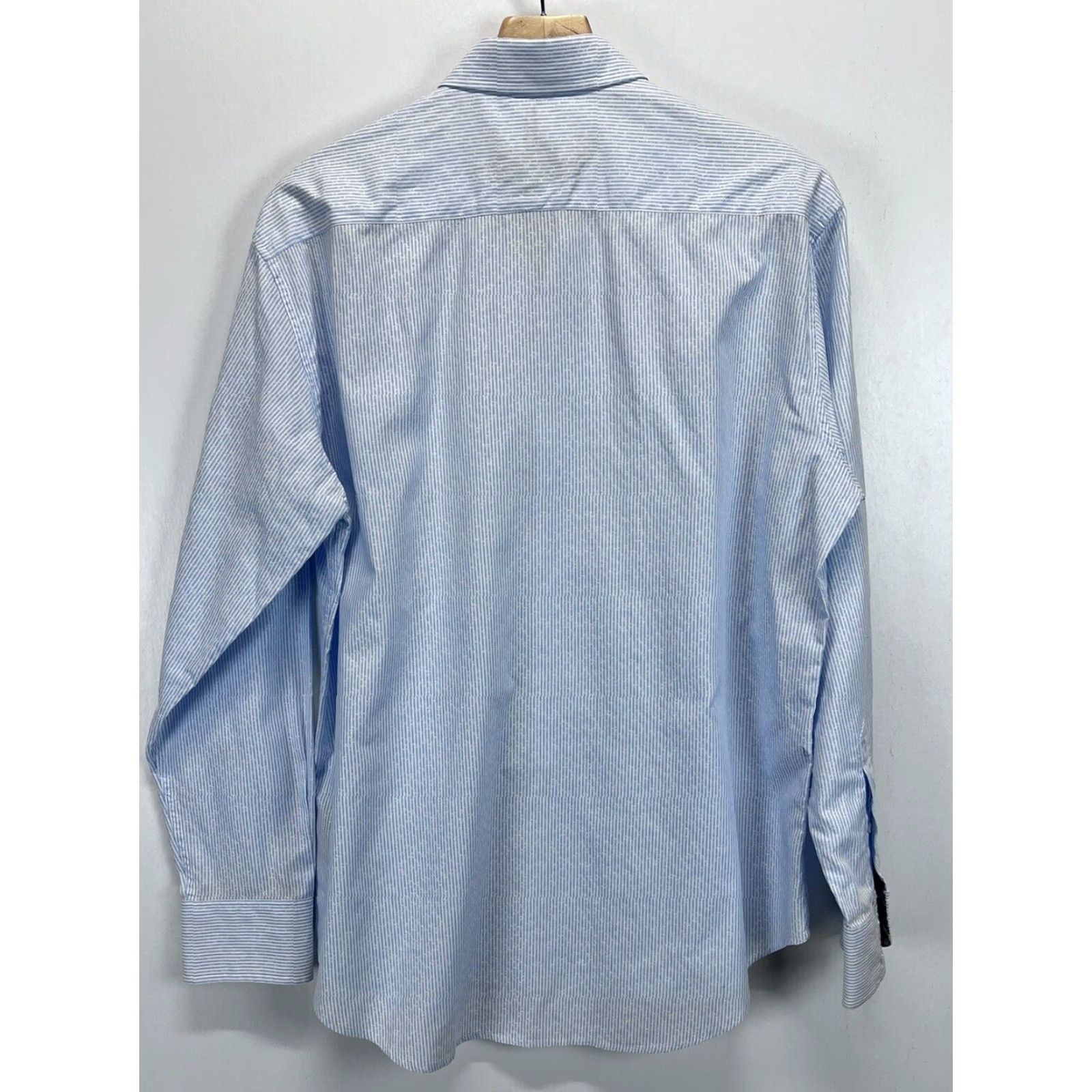 Robert Graham Robert Graham Striped Button Up Shirt Adult Large Mens Blue White Long Sleeve Cotton Size US L / EU 52-54 / 3 - 2 Thumbnail