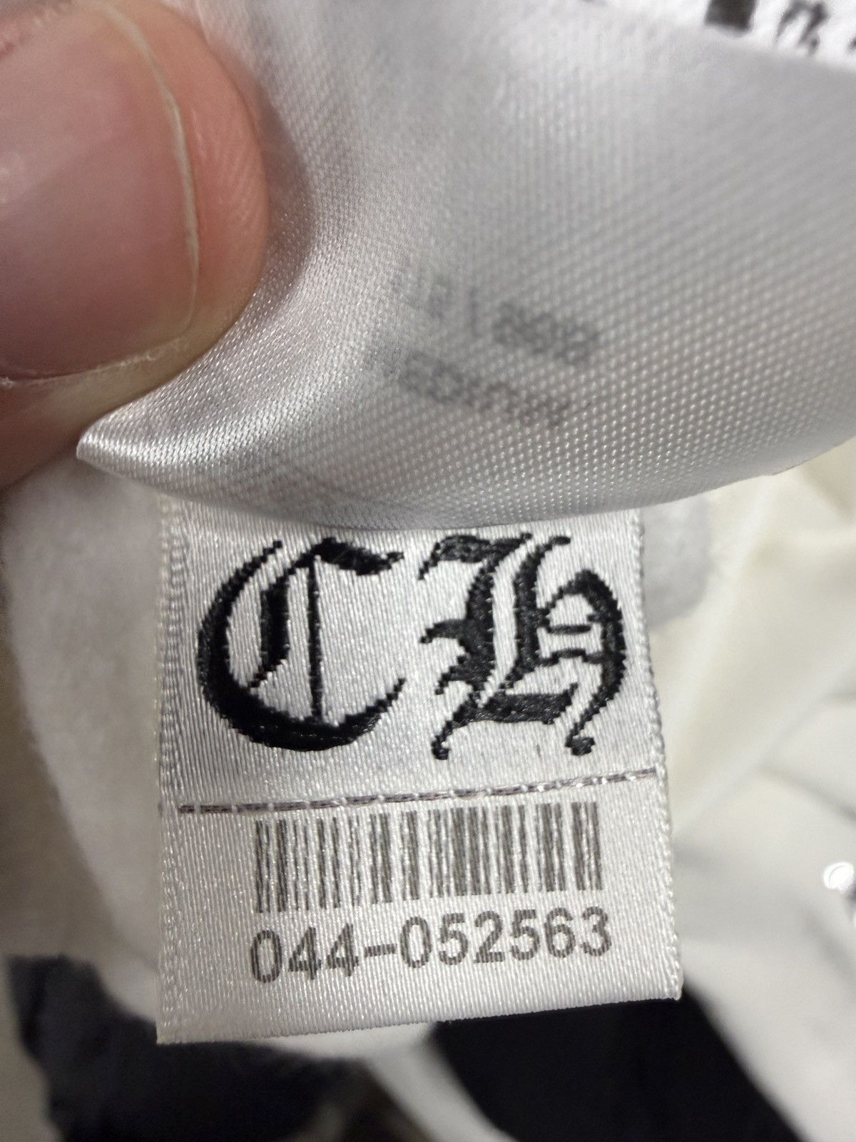 Chrome Hearts Chrome Hearts White Foil Hoodie Silver Scroll Script Size US M / EU 48-50 / 2 - 10 Thumbnail