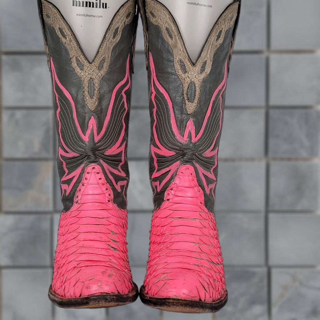 Vintage VINTAGE Hondo Boots Mens 8.5 Cowboy Exotic Hide Leather Pink Paint Western Style Heel Rockabilly Mexico Mens Size US 9 / EU 42 - 1 Thumbnail