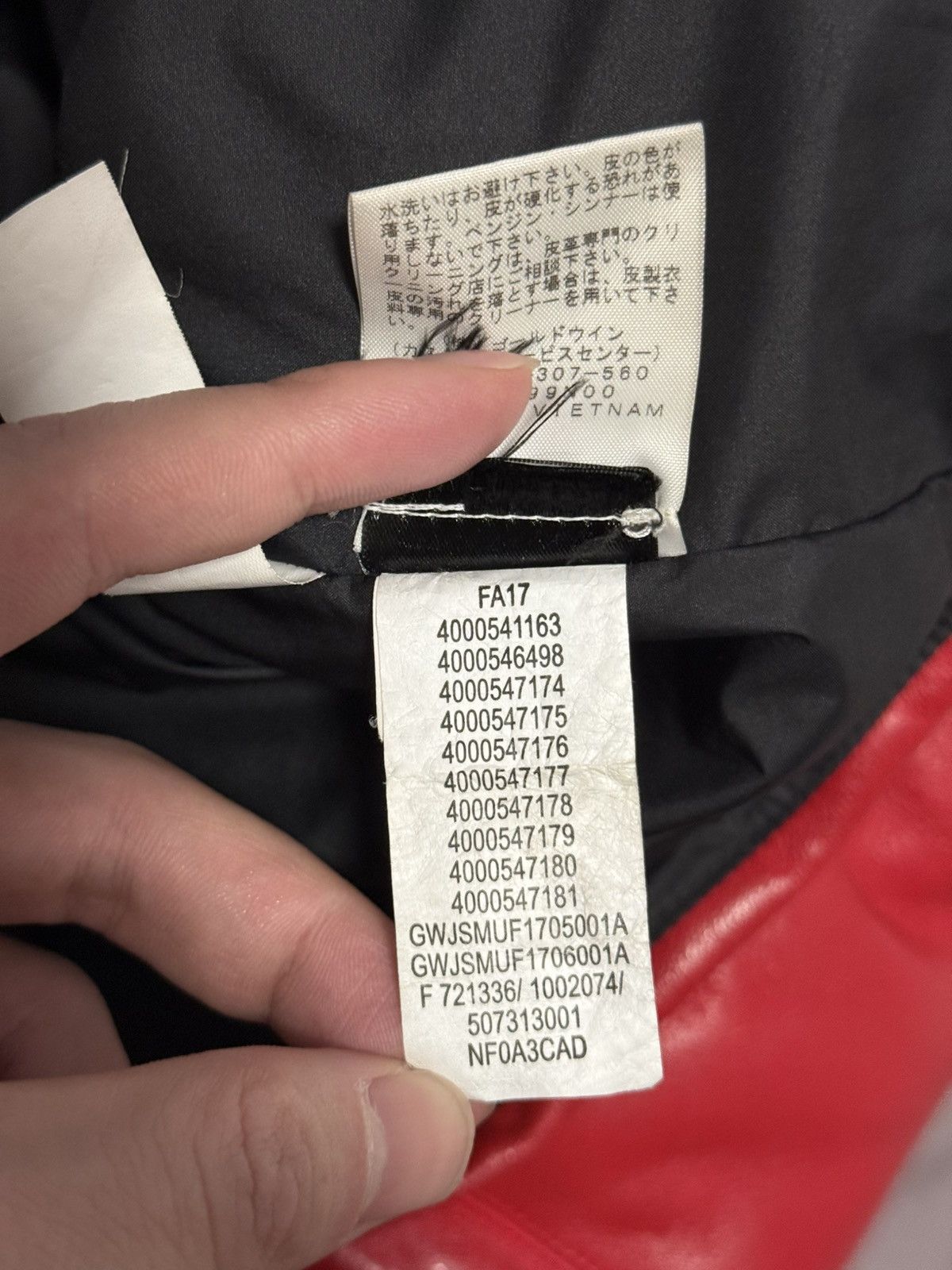The North Face Supreme tnf the north face leather nuptse jacket red Size US M / EU 48-50 / 2 - 15 Thumbnail