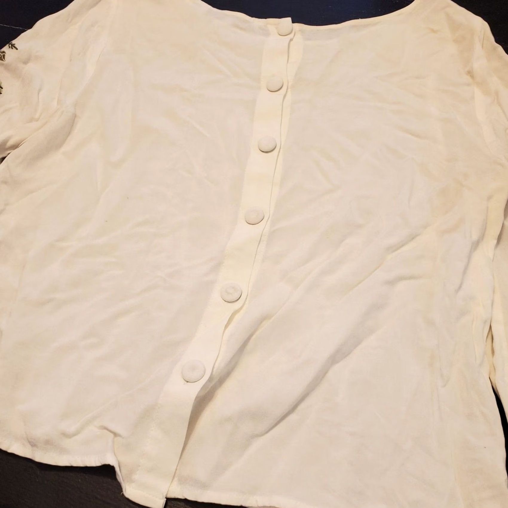 Vintage Cupcakes and Cashmere Blouse Floral Embroidered Detail White Crew Neck Long Sleeve Size M Womens Size M / US 6-8 / IT 42-44 - 7 Thumbnail