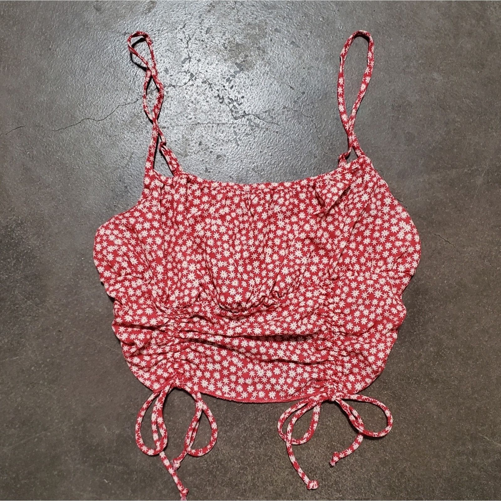 Other Red Floral | HEART HIPS | Ruched Crop Tank Size M / US 6-8 / IT 42-44 - 1 Thumbnail