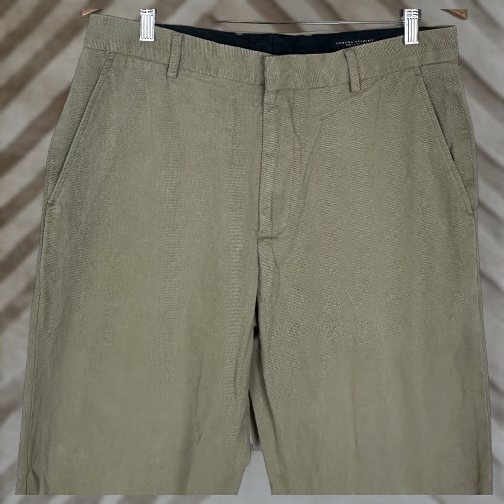 Banana Republic VINTAGE Banana Republic Chino Pants 34x33 Mens Regular Khaki Solid 90s Bohemian Retro Preppy Fall Spring Summer Winter Cotton Size US 34 / EU 50 - 1 Thumbnail