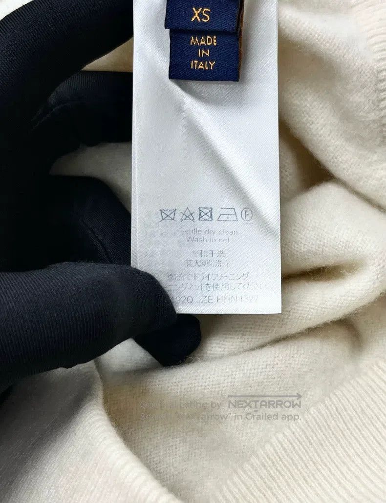 Louis Vuitton Louis Vuitton Off White Back Nameplate Logo Cashmere Hoodi Size US XS / EU 42 / 0 - 4 Thumbnail