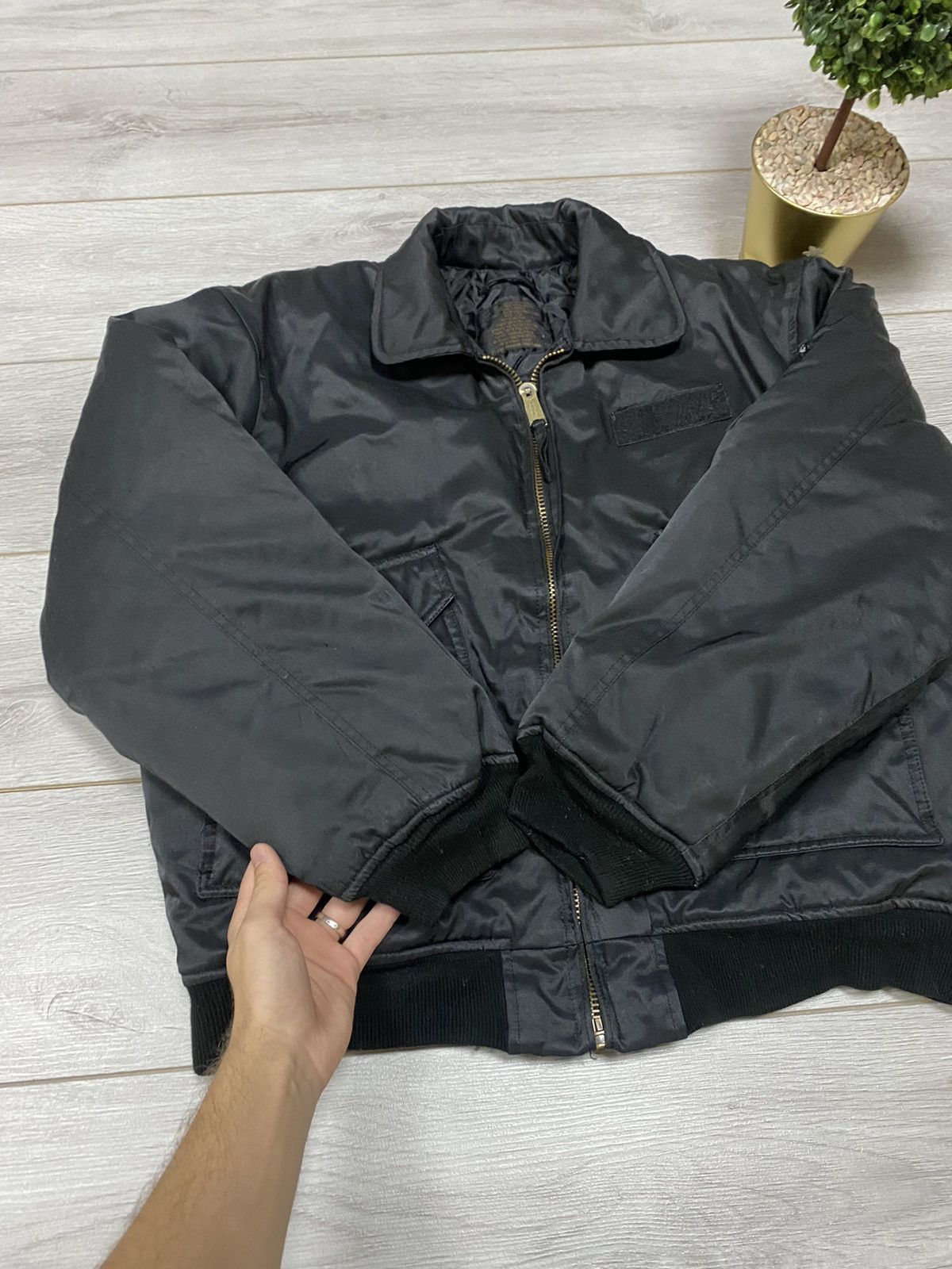 Vintage Bomber Flying man vintage zip nylon jacket Size US L / EU 52-54 / 3 - 6 Thumbnail