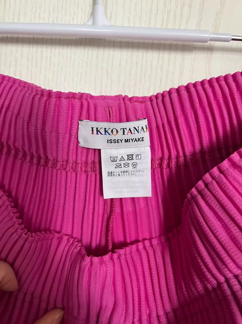 Issey Miyake Issey Miyake size:1 Rose-red pleated trousers Size 24" / US 00 / IT 34 - 3 Thumbnail