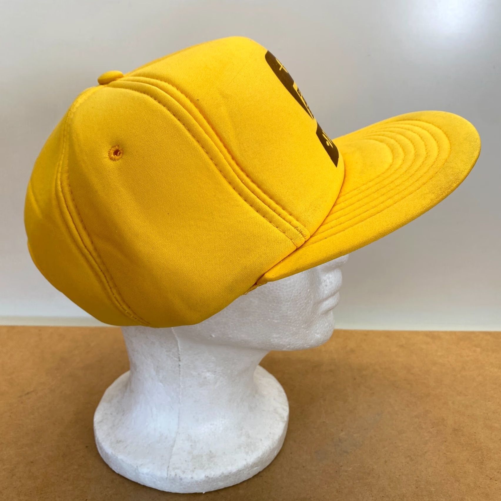 Vintage VINTAGE Designer Award Trucker Hat Hat Yellow 80s 90s Casual Travel Workwear Unisex Adults One Size Foam Snapback DuCie? Size ONE SIZE - 5 Thumbnail