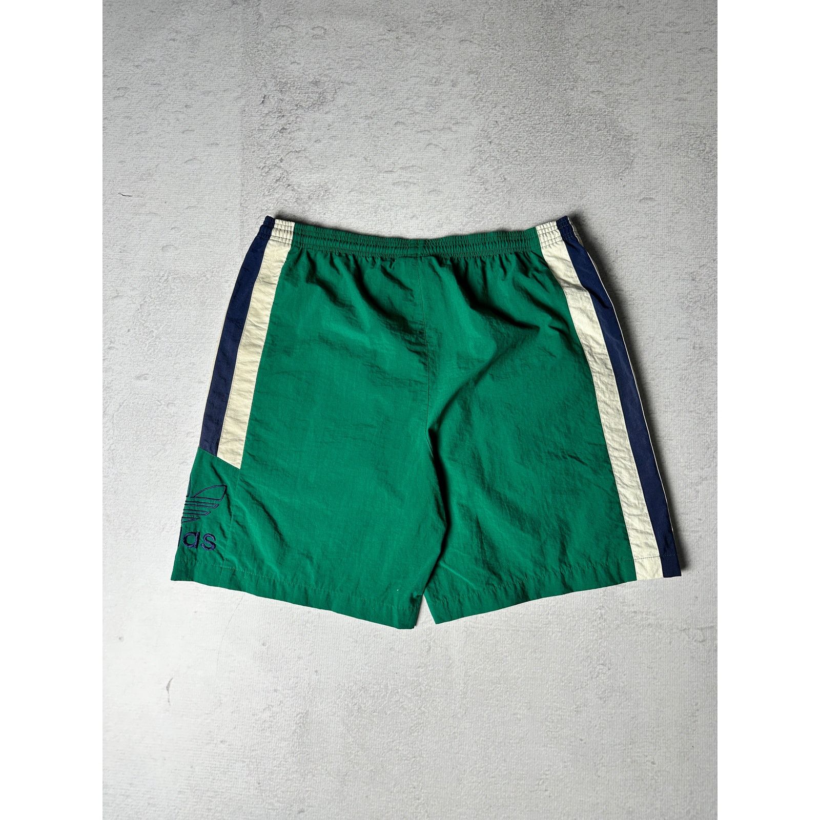 Adidas Vintage Adidas Athletic Shorts - Men's Medium Size US 32 / EU 48 - 2 Thumbnail