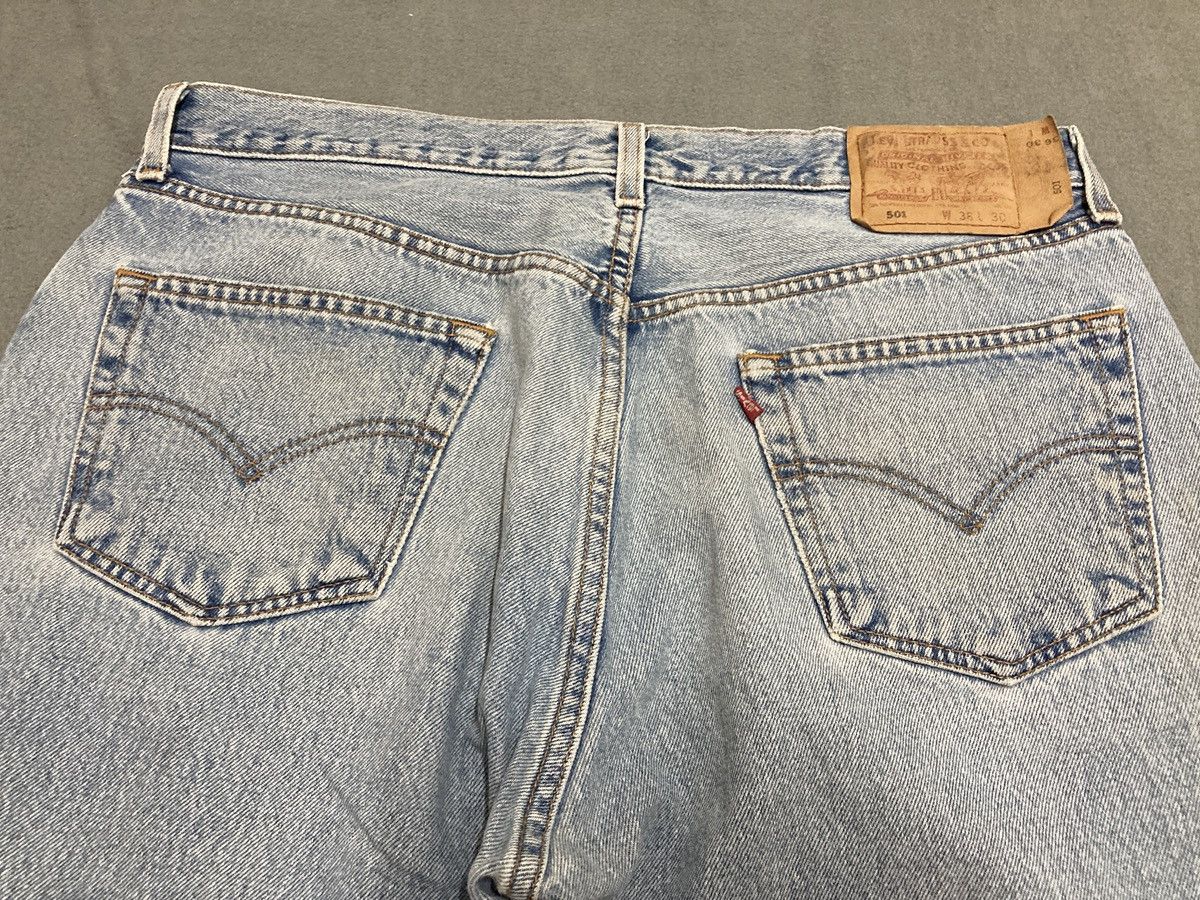 Levi's Vintage 90’s Levis 501 jeans Made in Mexico for Men Size US 36 / EU 52 - 14 Thumbnail