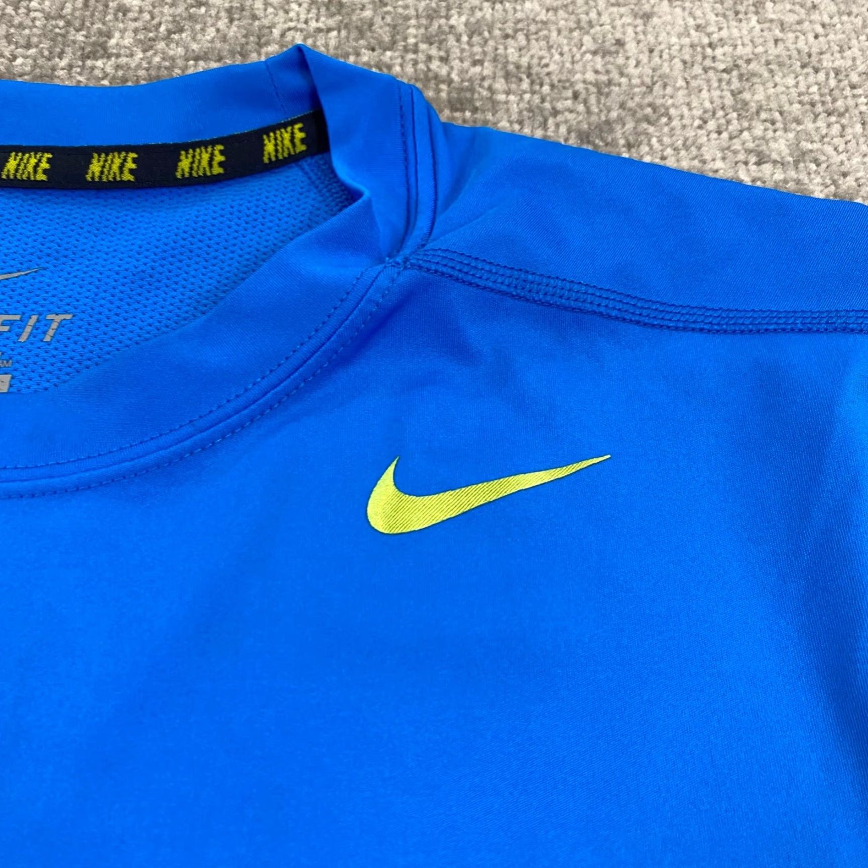 Nike Nike Dri-Fit Shirt Mens Medium Blue S/S Running Performance Casual Activewear Short Sleeve Size US M / EU 48-50 / 2 - 3 Thumbnail