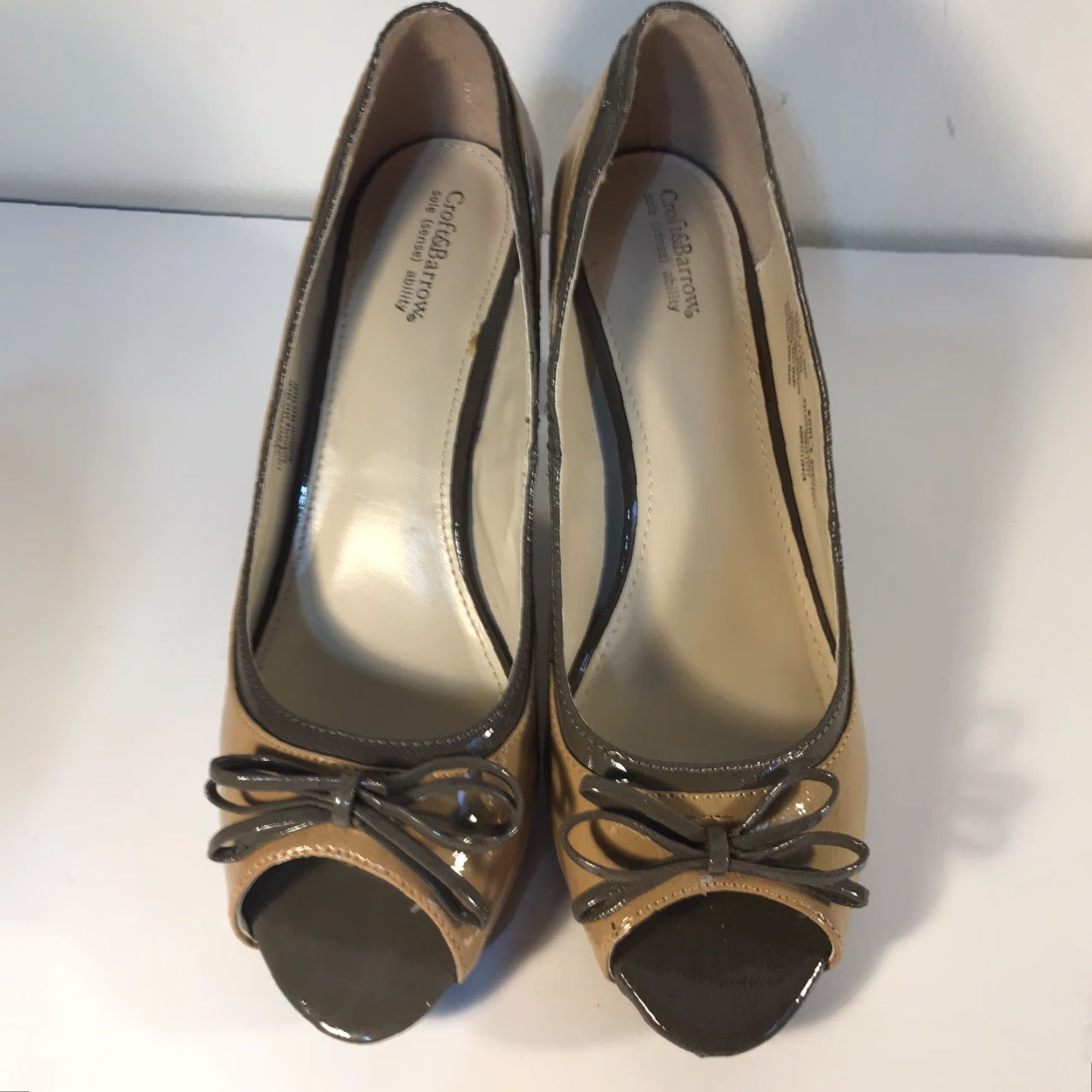 Croft & Barrow Croft & Barrow Peep Toe Block Heels Womens Size 8.5M Camel/Gray Size US 8.5 / IT 38.5 - 2 Thumbnail