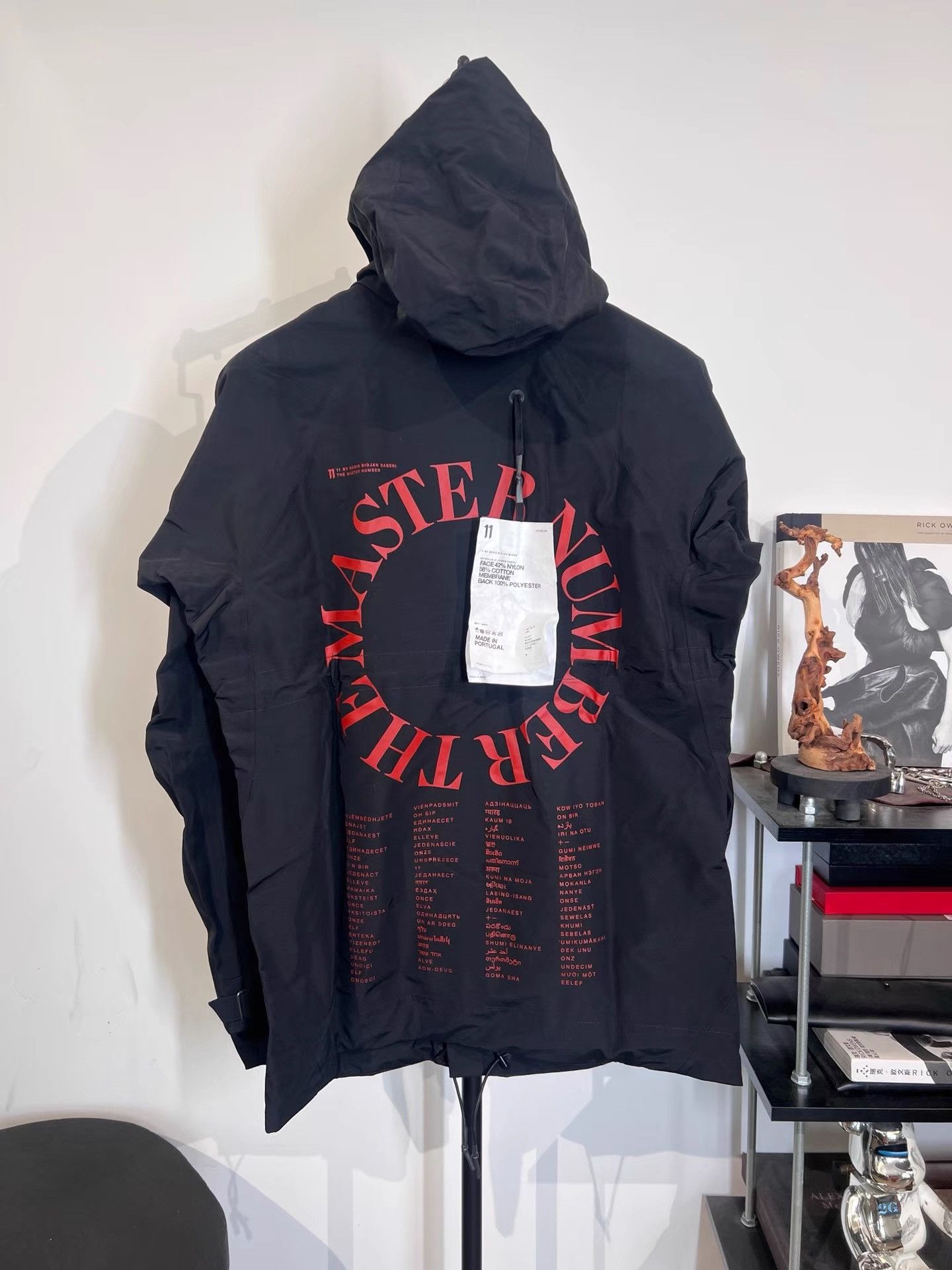 11 By Boris Bidjan Saberi 11by BBS J2C Sealed Print Waterproof Coat K35 Size US M / EU 48-50 / 2 - 1 Thumbnail