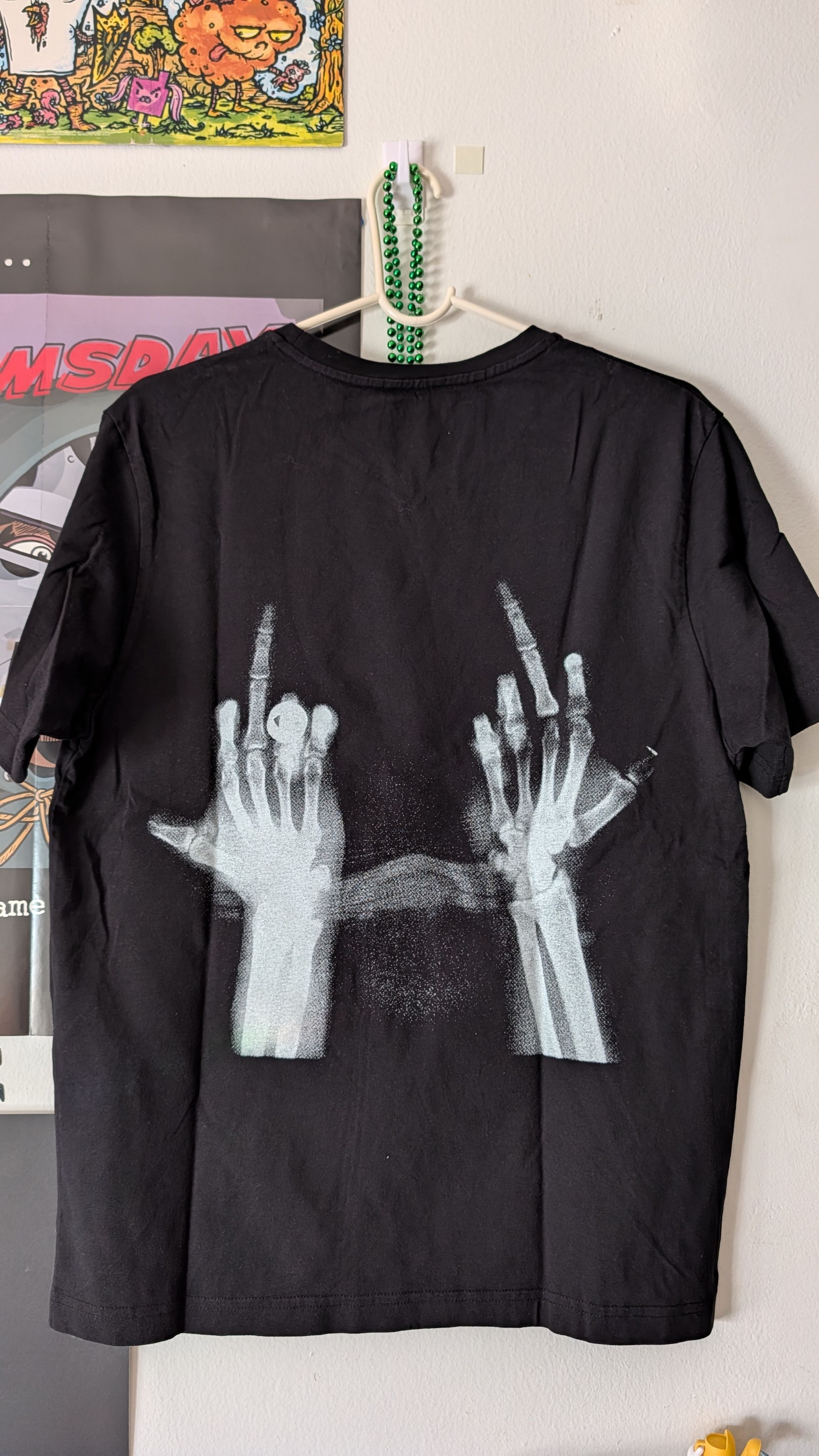 Msftsrep MSFTSfrep both hands flicking off Size US M / EU 48-50 / 2 - 2 Thumbnail