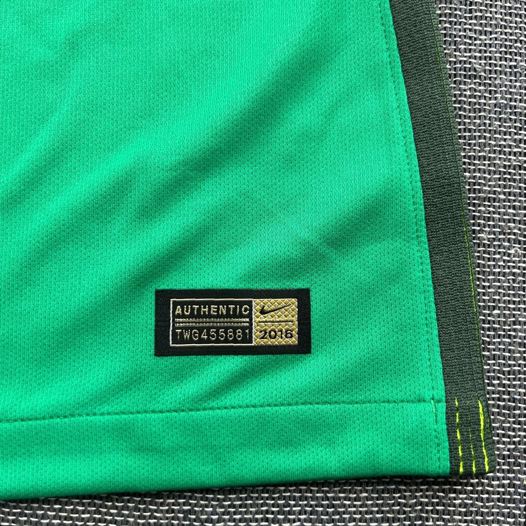 Nike Nike Norway 2016 2017 Goalkeeper Jersey Mens Large Football Long Sleeve T-Shirt Green Size US L / EU 52-54 / 3 - 4 Thumbnail