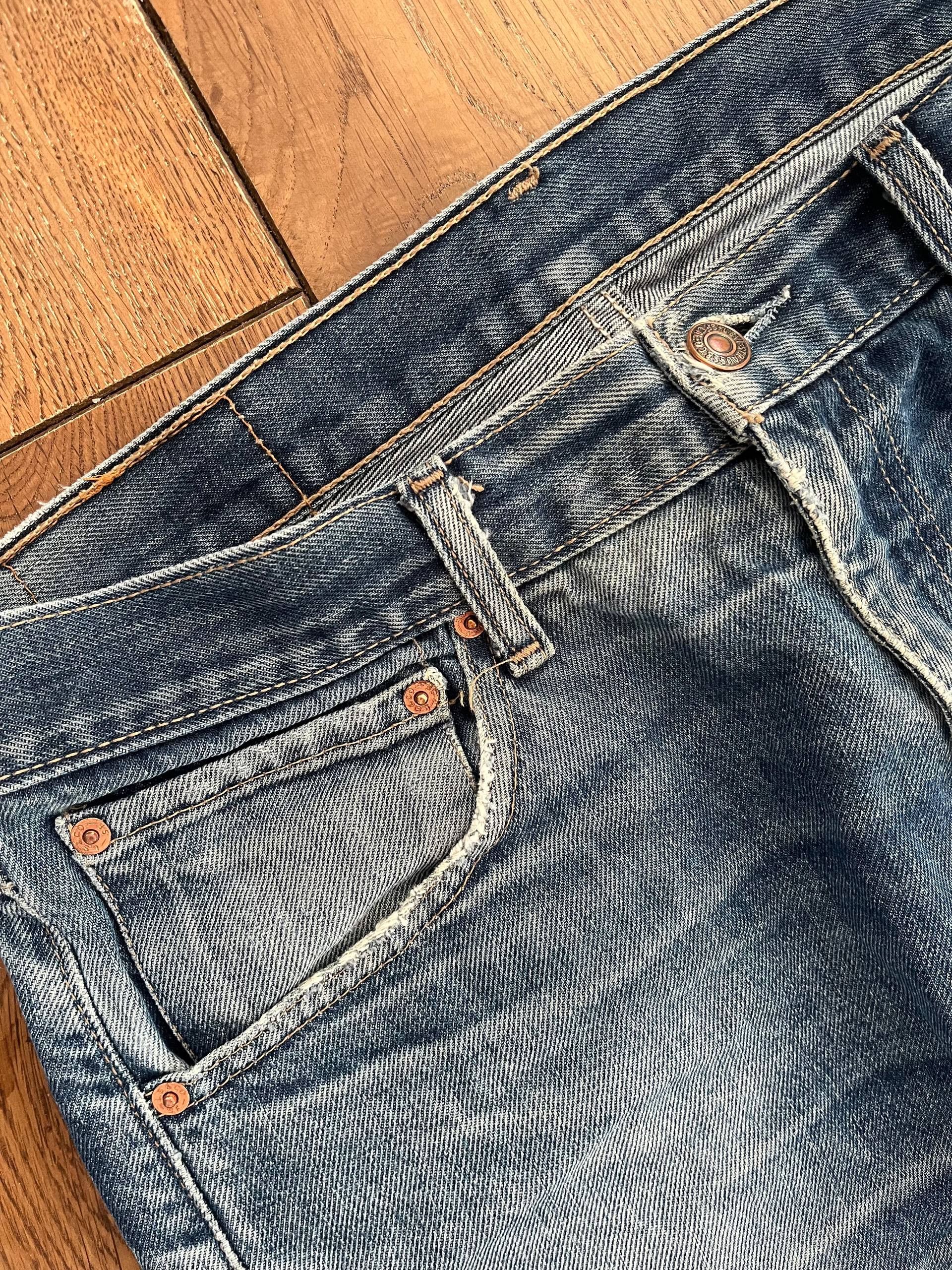 Levi's Vintage Clothing Vintage Levi’s 2000s Size US 30 / EU 46 - 9 Thumbnail