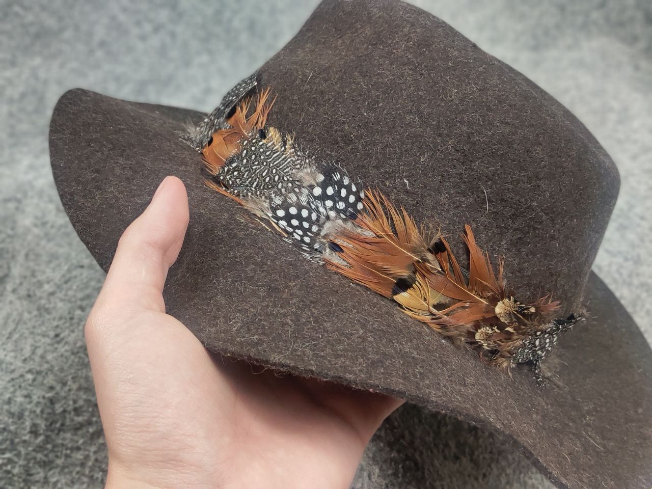 Harris Tweed Joules felt fedora hat feather trim Western Cowboy Vintage Size ONE SIZE - 8 Thumbnail