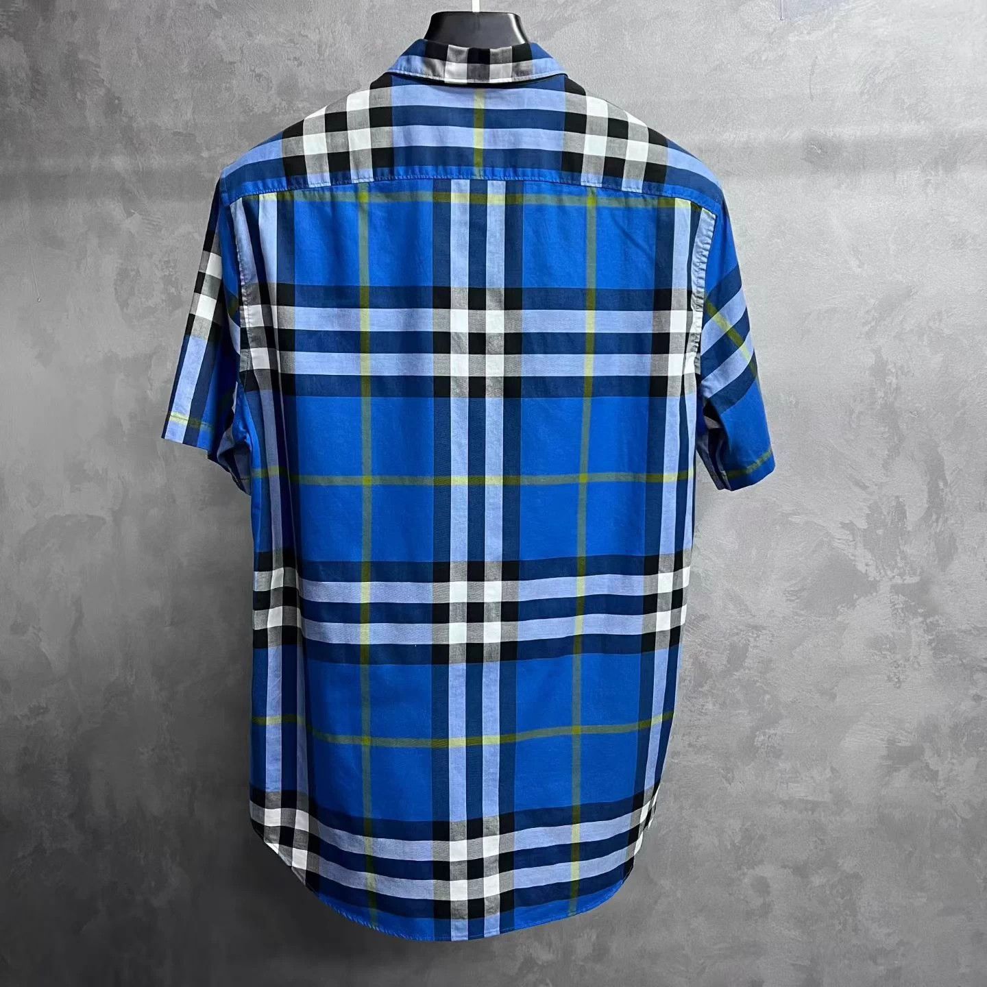 Burberry Burberry Blue Classic Button-Down SS Shirt M Size US M / EU 48-50 / 2 - 2 Thumbnail