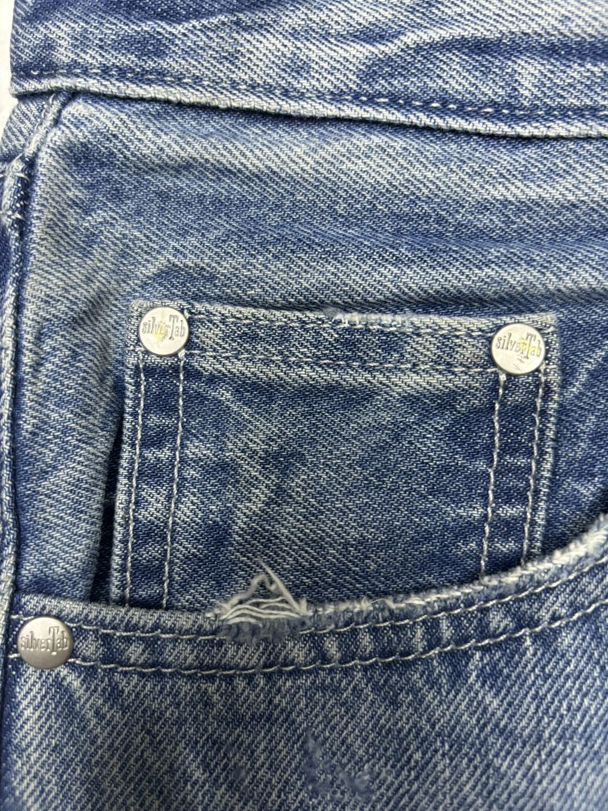 Levi's Vintage Levis SilverTab Blue Denim Jeans Size US 31 - 11 Thumbnail