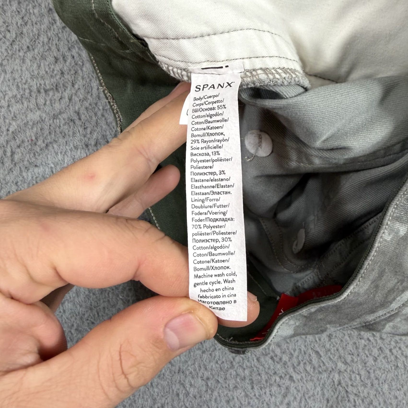 Spanx Spanx Shorts Womens M Gray Camo 5" STRETCH TWILL Elastic Waist Activewear Casual Travel Athletic Golf Tennis Walking Size 32" / US 10 / IT 46 - 7 Thumbnail