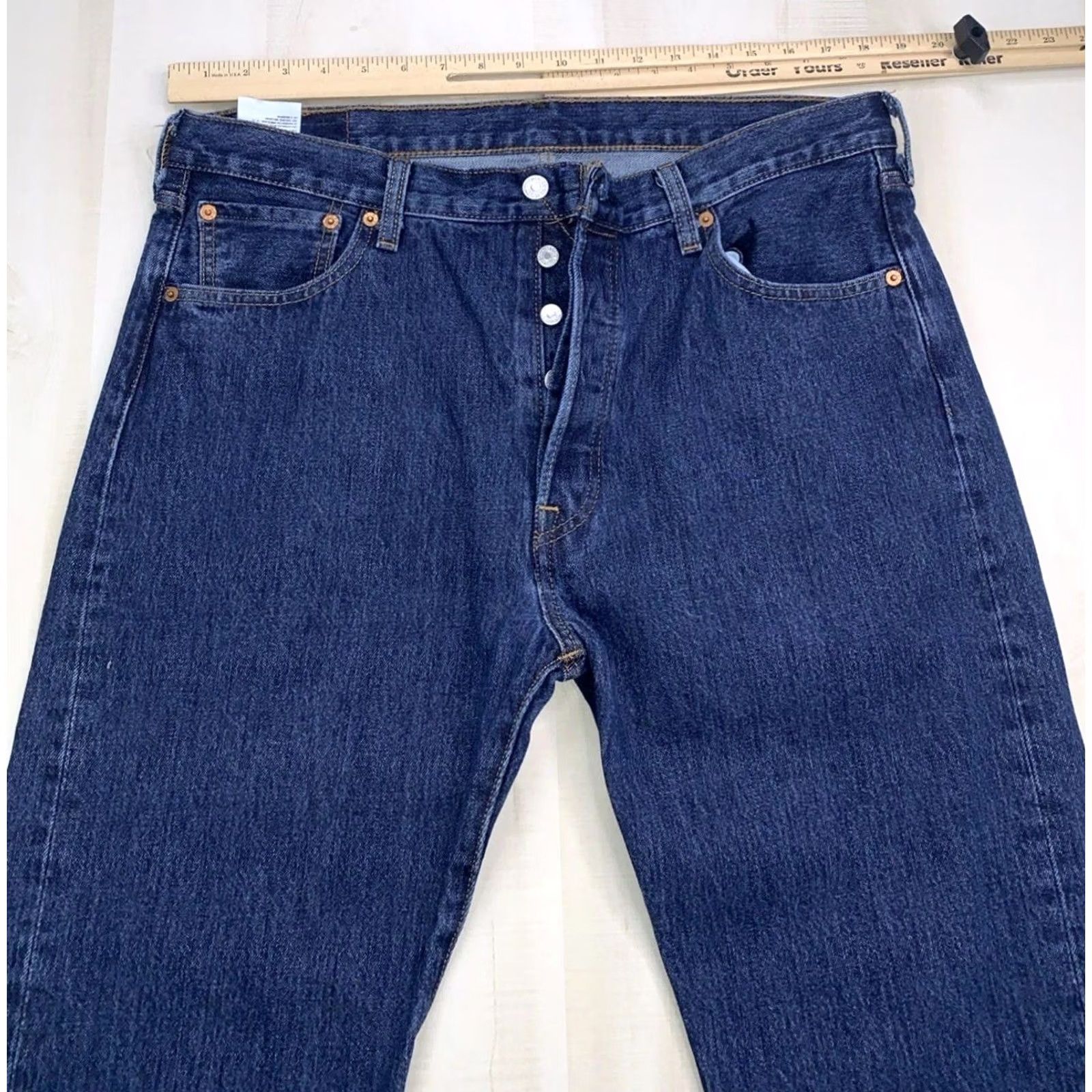 Levi's VINTAGE Levi’s 501 Straight Jeans Mens Denim Blue Button Fly 36x29 Medium Wash 90s USA" Size US 36 / EU 52 - 5 Thumbnail