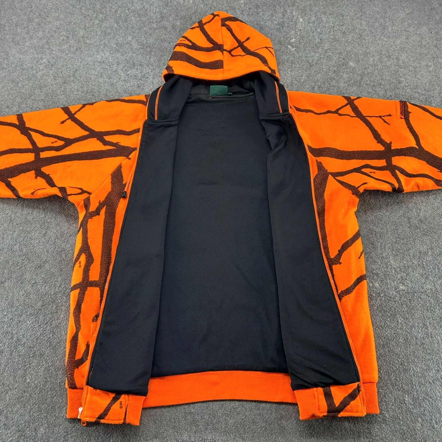 Vintage VINTAGE Huntworth Hoodie Mens 2XL Orange Black Hunting Polyester Camo Thermal Size US XXL / EU 58 / 5 - 6 Thumbnail