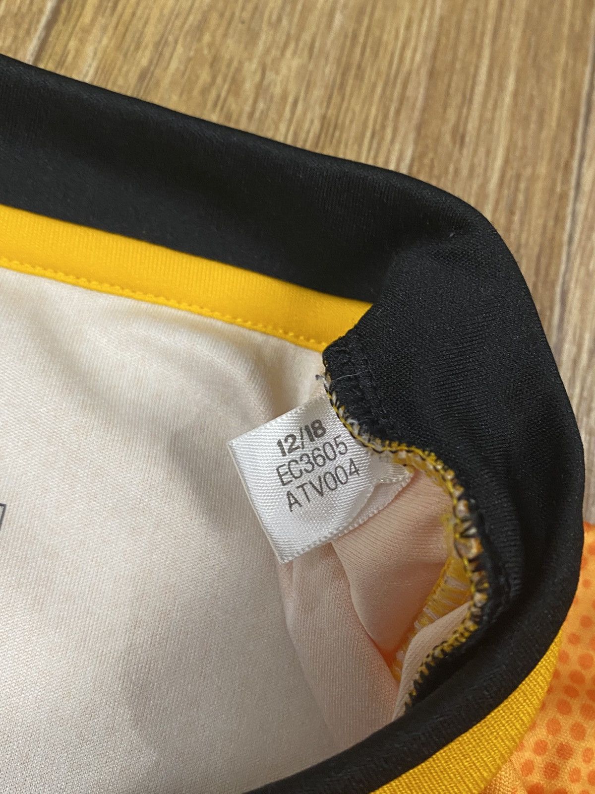 Adidas Wolverhampton 2019/20 Adidas Soccer Jersey Size: L Size US L / EU 52-54 / 3 - 4 Thumbnail