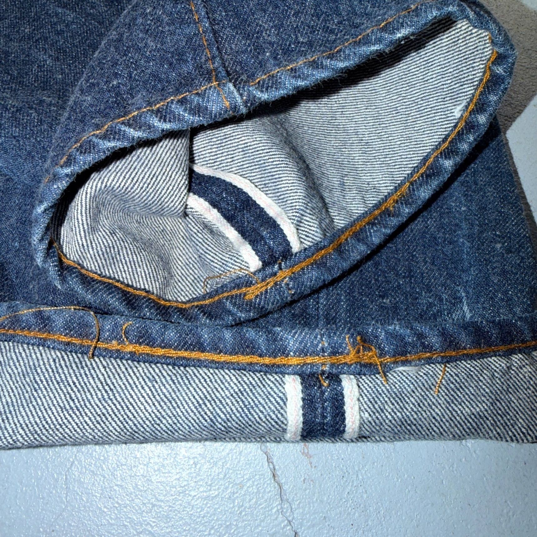 Levi's Levis 501 Vintage 80s Redline Selvedge USA Jeans Fuzzy Dark Wash 27x31 Act 25x27 Levi's 501 Series Size US 27 - 4 Thumbnail