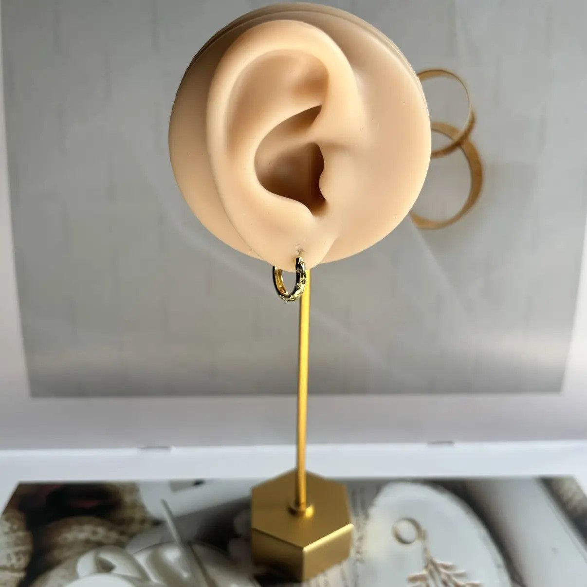 Jewelry Star Small Hoop Earrings for Women Men Unisex Earrings Size ONE SIZE - 2 Thumbnail