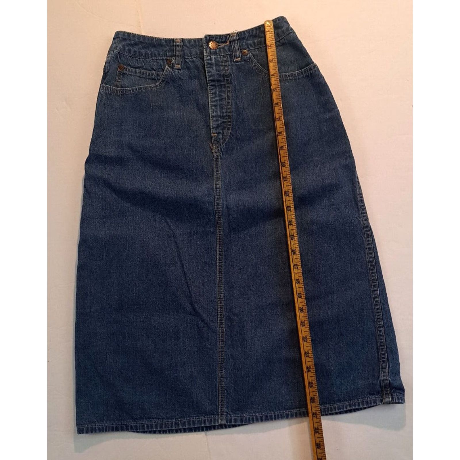 Calvin Klein Calvin Klein Skirt Women Denim Knee Length Flare Blue 6 Small-Medium EUC USA Made Size 28" / US 6 / IT 42 - 4 Thumbnail