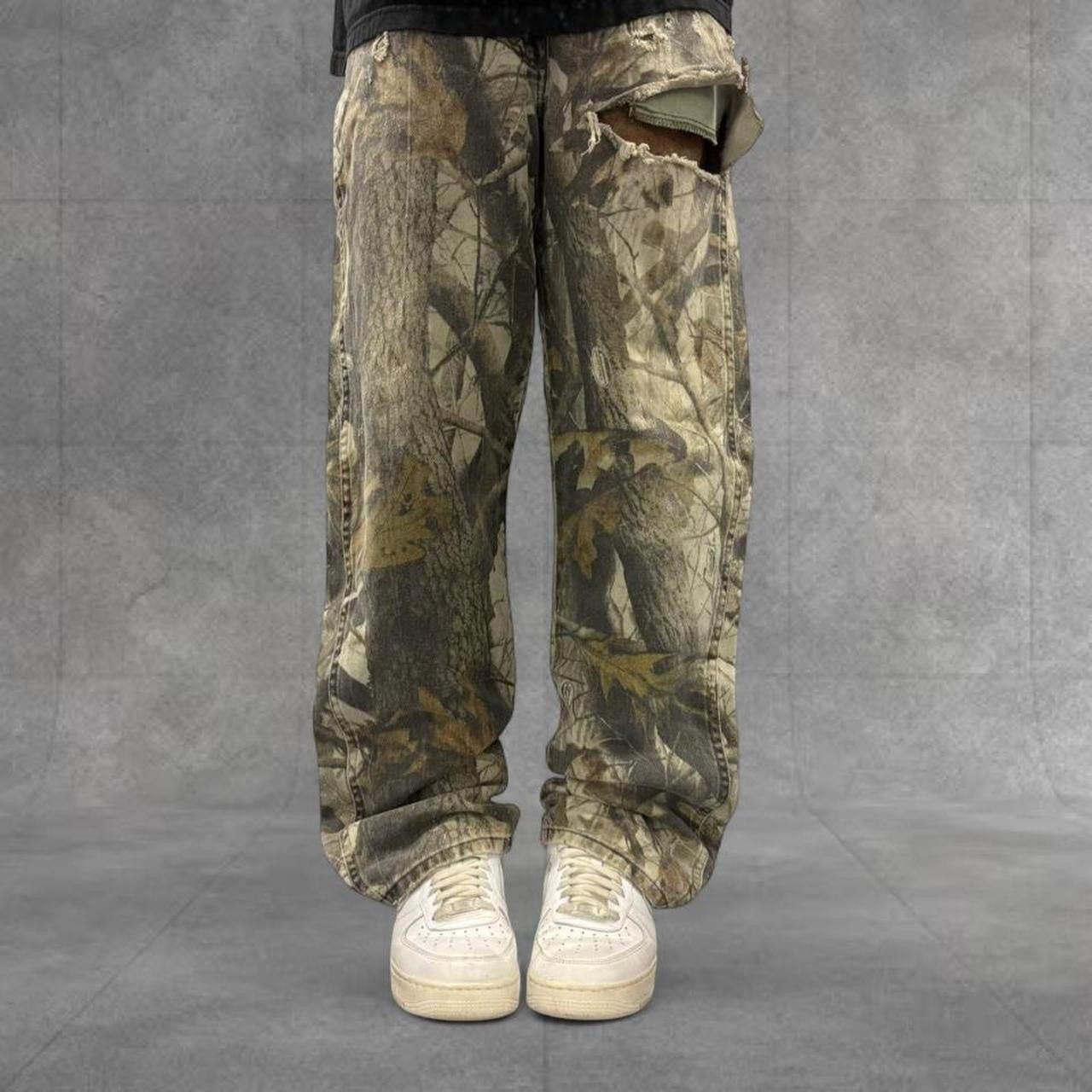 Crazy Vintage Y2K/2000s Baggy Real Camo Ripped Camo Denim Jeans!
