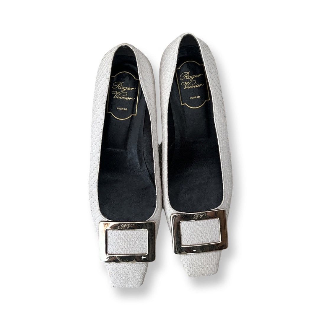 Roger Vivier White Roger Vivier Ballerina flats size 39 Size US 9 / IT 39 - 1 Thumbnail