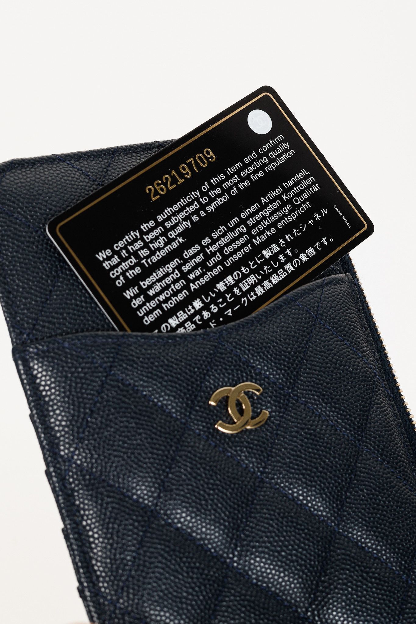Chanel Chanel Matelasse Caviar-Leather Classic Phone & Card Holder Size ONE SIZE - 11 Thumbnail