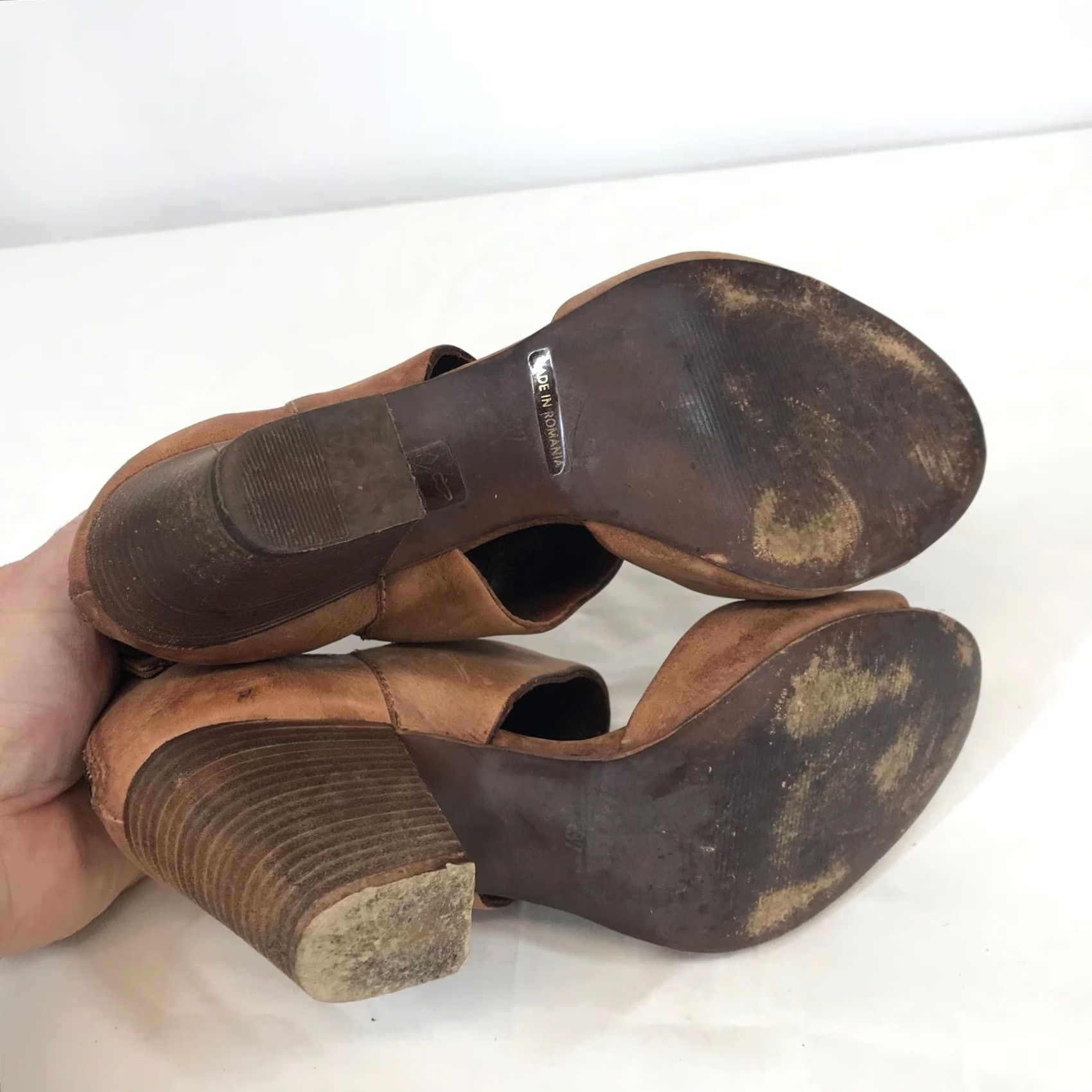 Vintage Sundance Tan Leather Peep Toe Cutout Block Heel Sandals Size 6.5 Brown Women Size US 7 / IT 37 - 6 Thumbnail