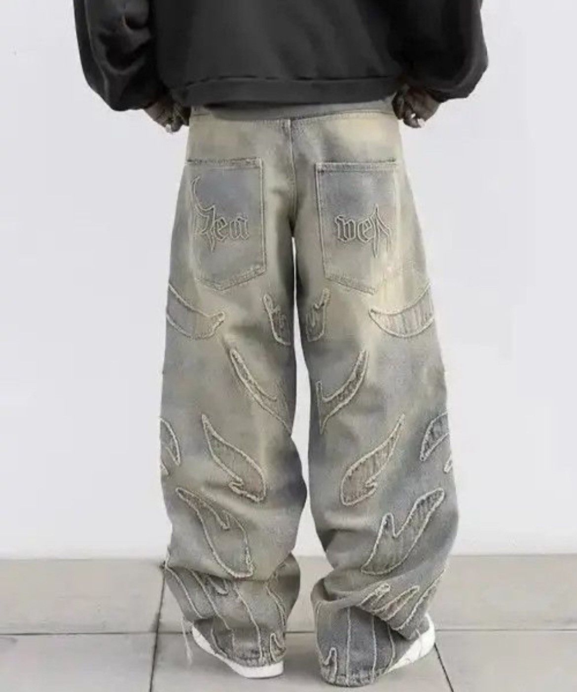 Designer × Japanese Brand × Vintage Retro Raw Edge Embroidery Baggy Jeans Size US 31 - 4 Thumbnail