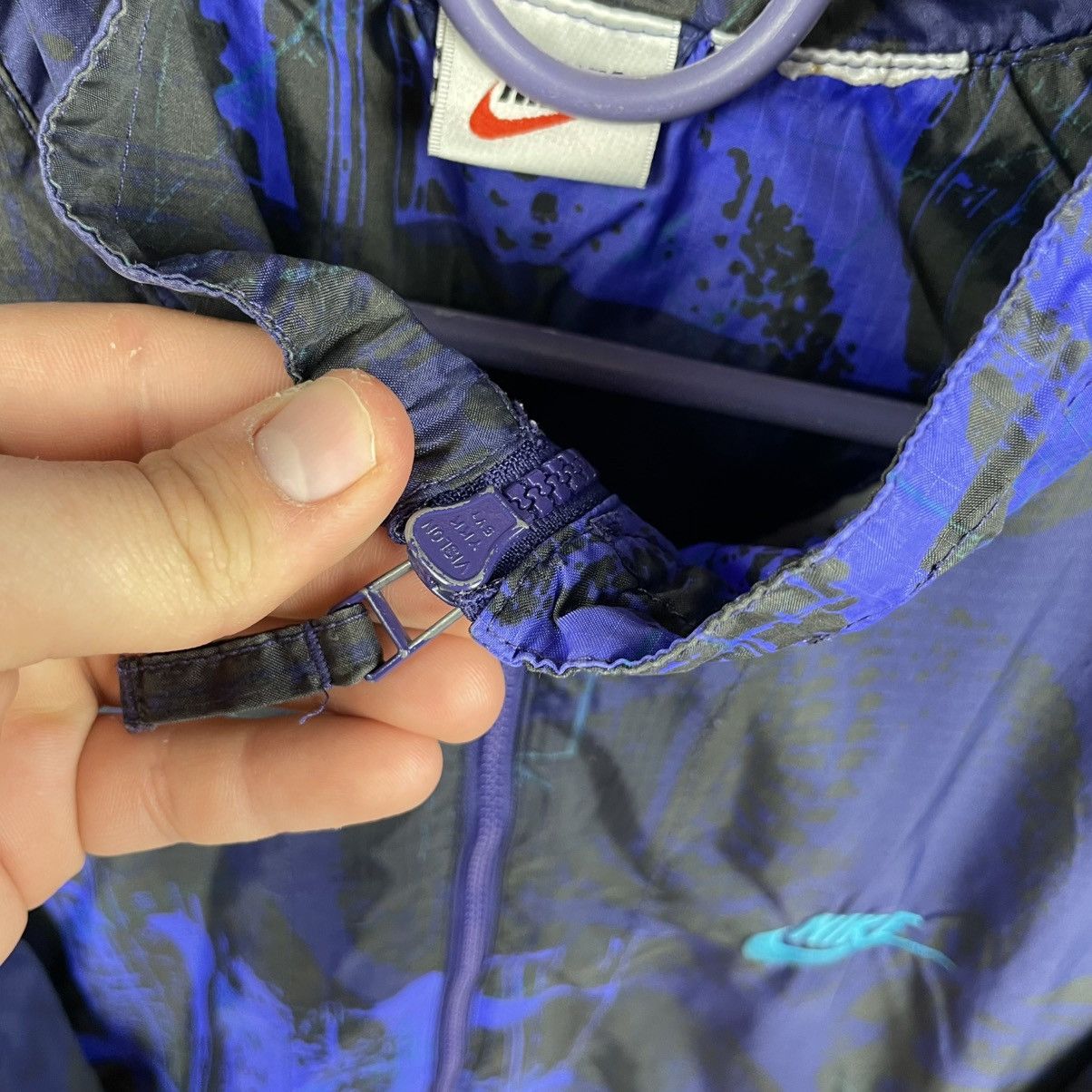 Nike Vintage Nike 90s Rare Track Jacket Big Sleeve Graphic Print Size US XL / EU 56 / 4 - 18 Thumbnail