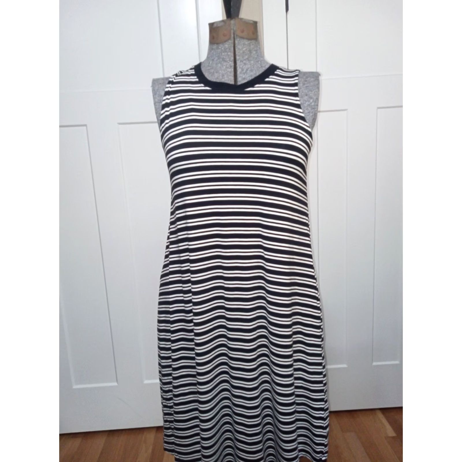 Vintage Time And Tru Womens Black White Striped Sleeveless Swing Dress Pockets Stretch M Size L / US 10 / IT 46 - 2 Thumbnail